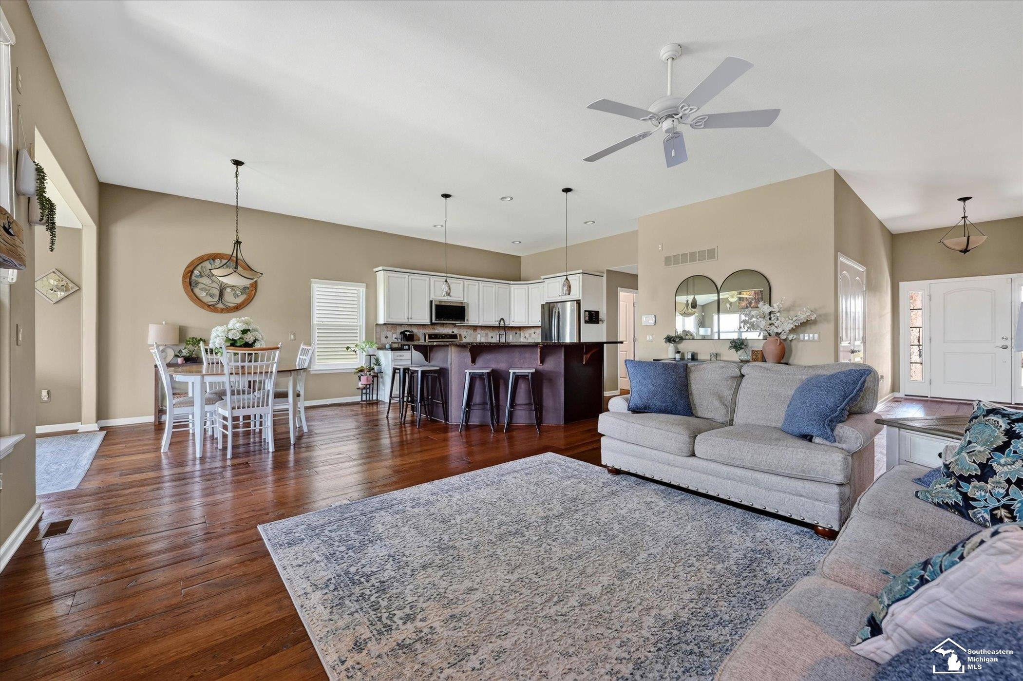 6751 W Summer Breeze Drive, Lambertville, MI 48144 — Photo 17