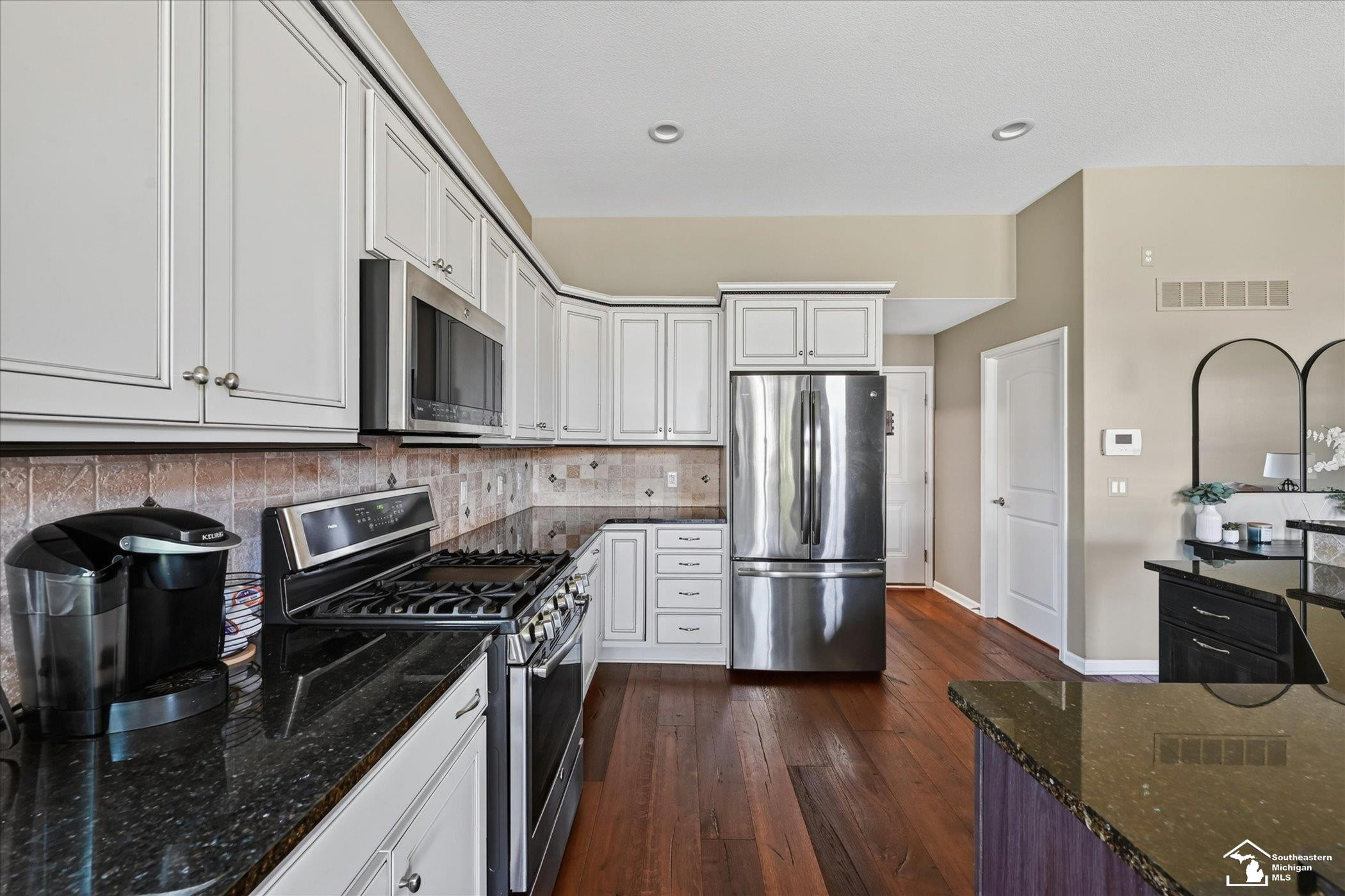 6751 W Summer Breeze Drive, Lambertville, MI 48144 — Photo 19