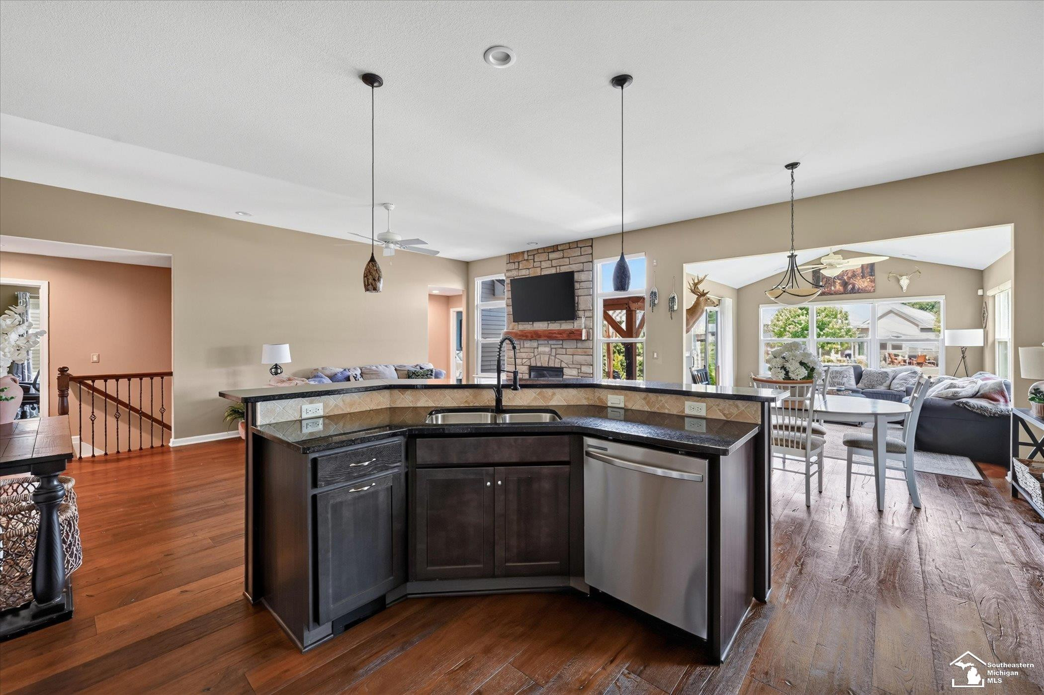 6751 W Summer Breeze Drive, Lambertville, MI 48144 — Photo 21