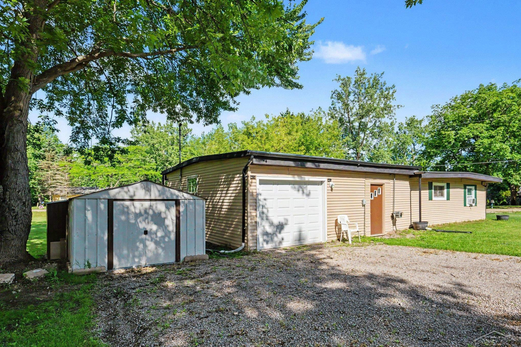 4042 S Oak Drive, Beaverton, MI 48612 — Photo 14