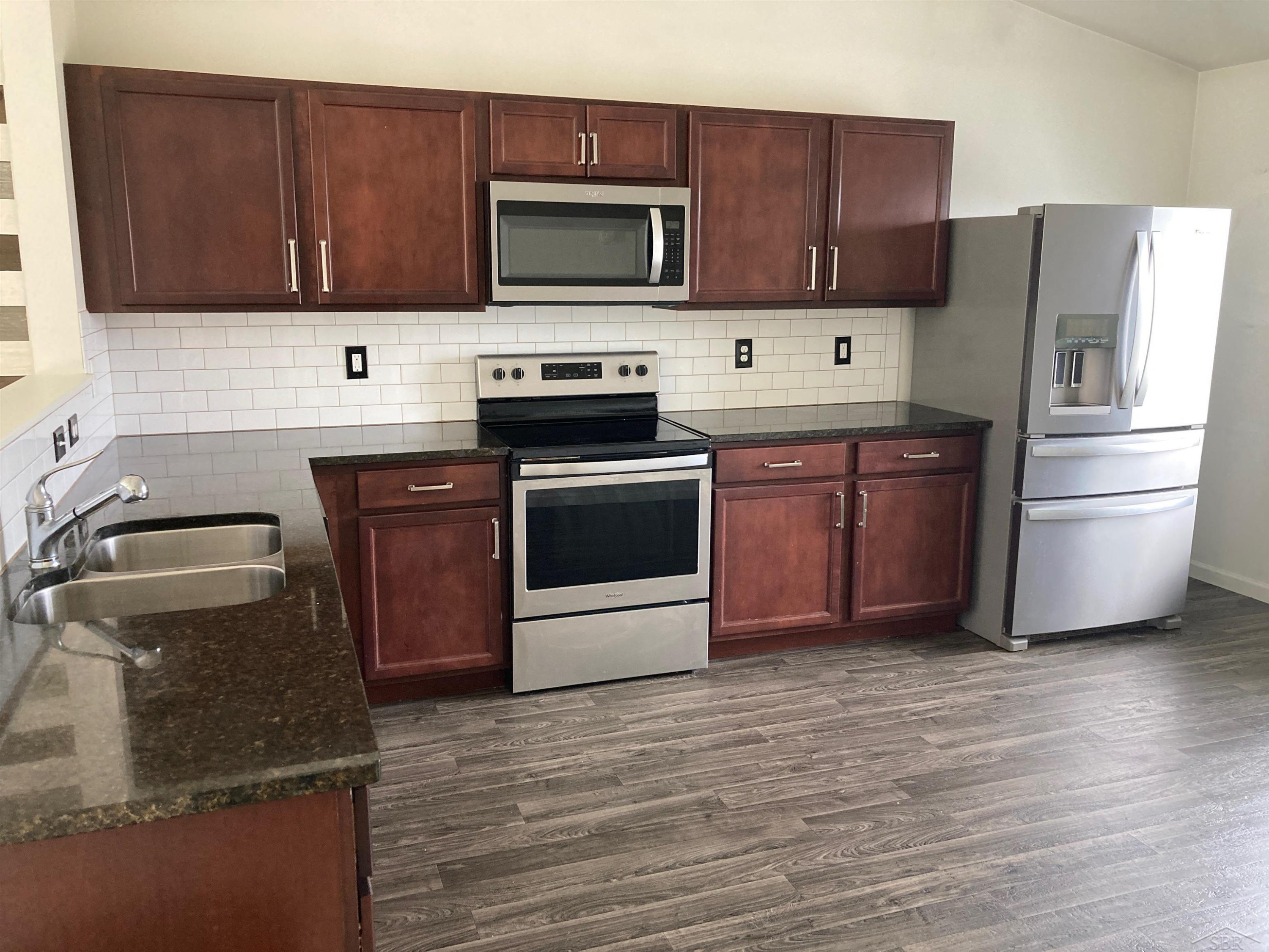 7187 Glenmeadow Court, Grand Blanc, MI 48439 — Photo 2