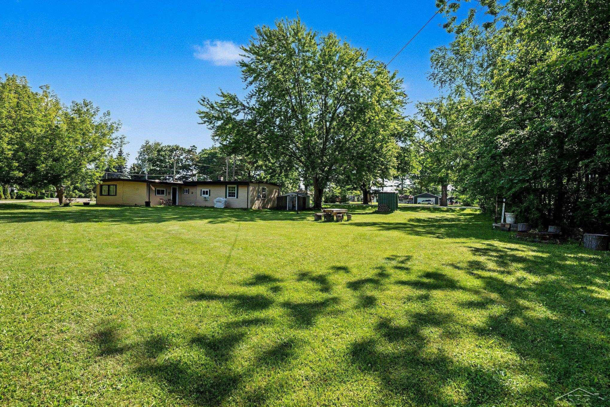 4042 S Oak Drive, Beaverton, MI 48612 — Photo 19