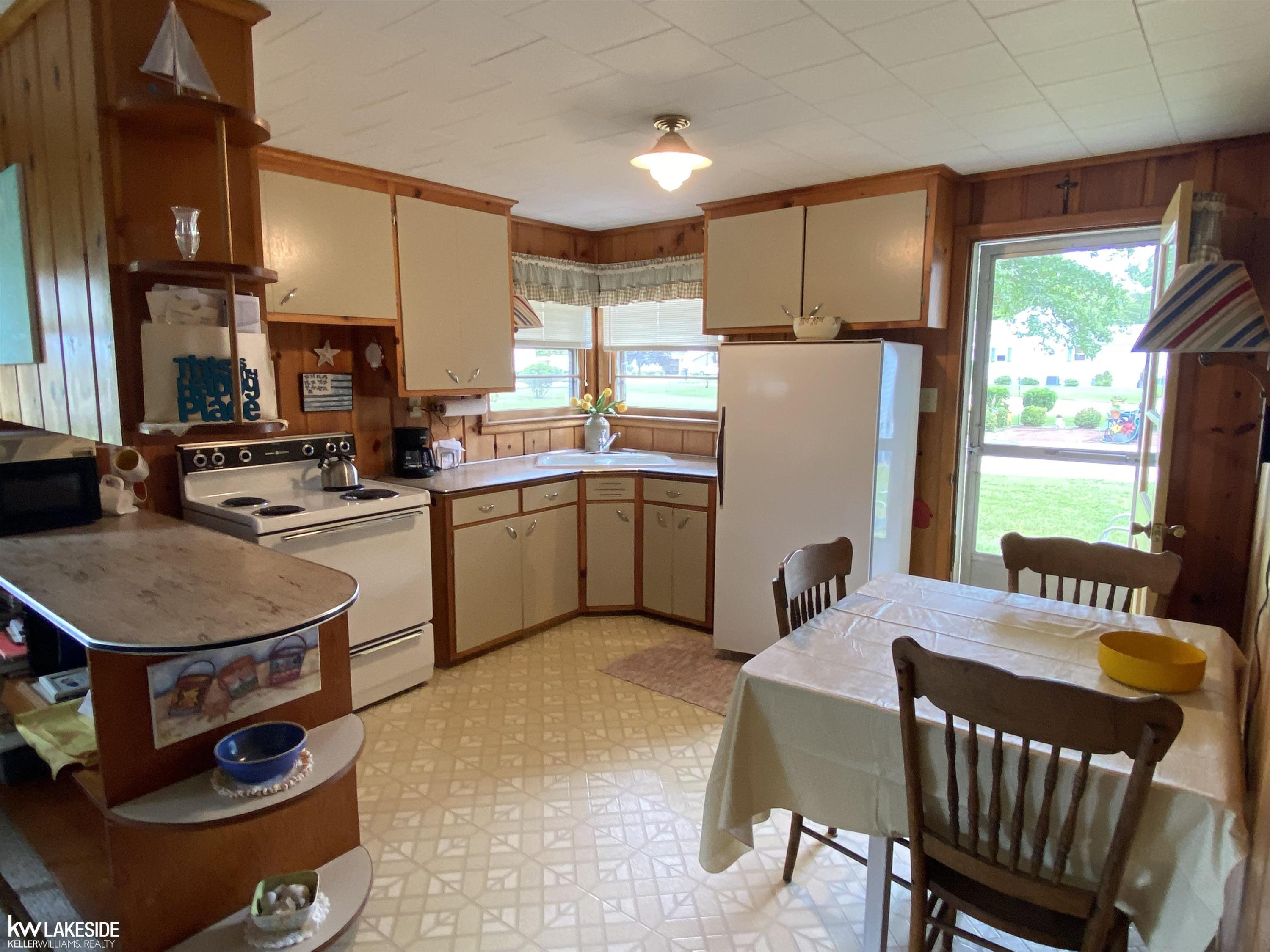 7637 Port Austin Road, MI — Photo 11