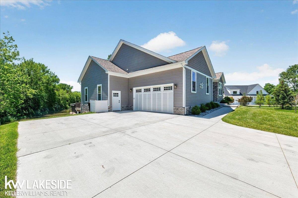6695 West Street, Caseville, MI 48725 — Photo 14
