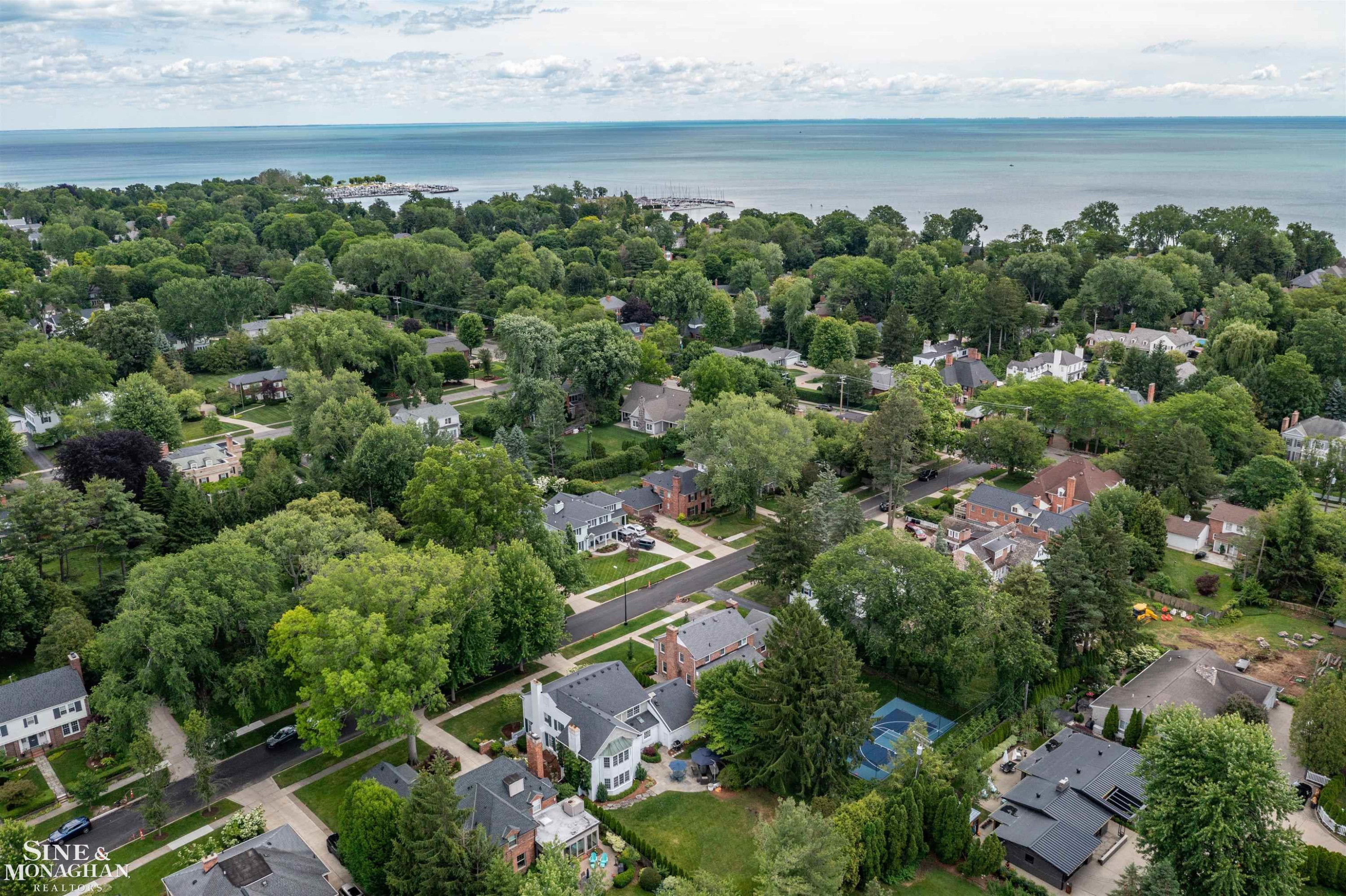 77 Merriweather Road, Grosse Pointe Farms, MI 48236 — Photo 7