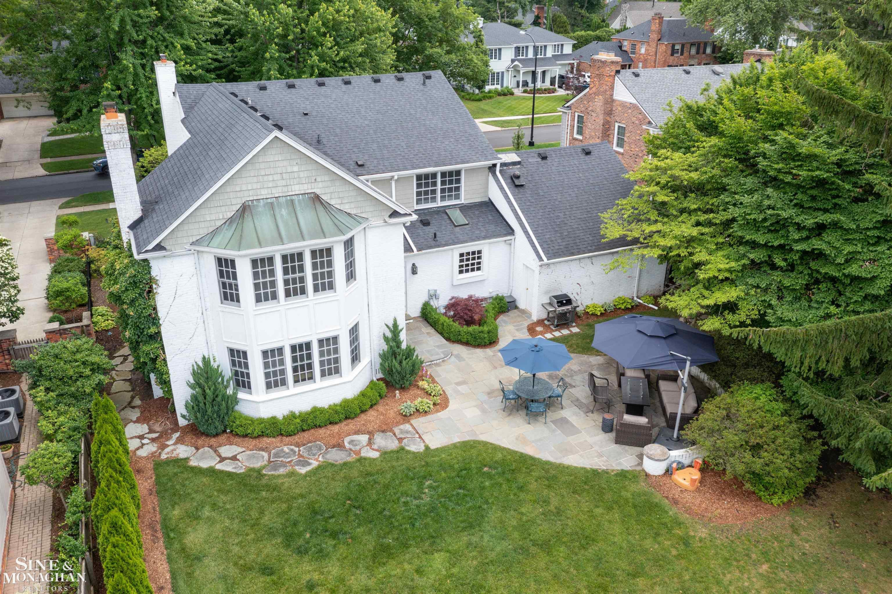 77 Merriweather Road, Grosse Pointe Farms, MI 48236 — Photo 9