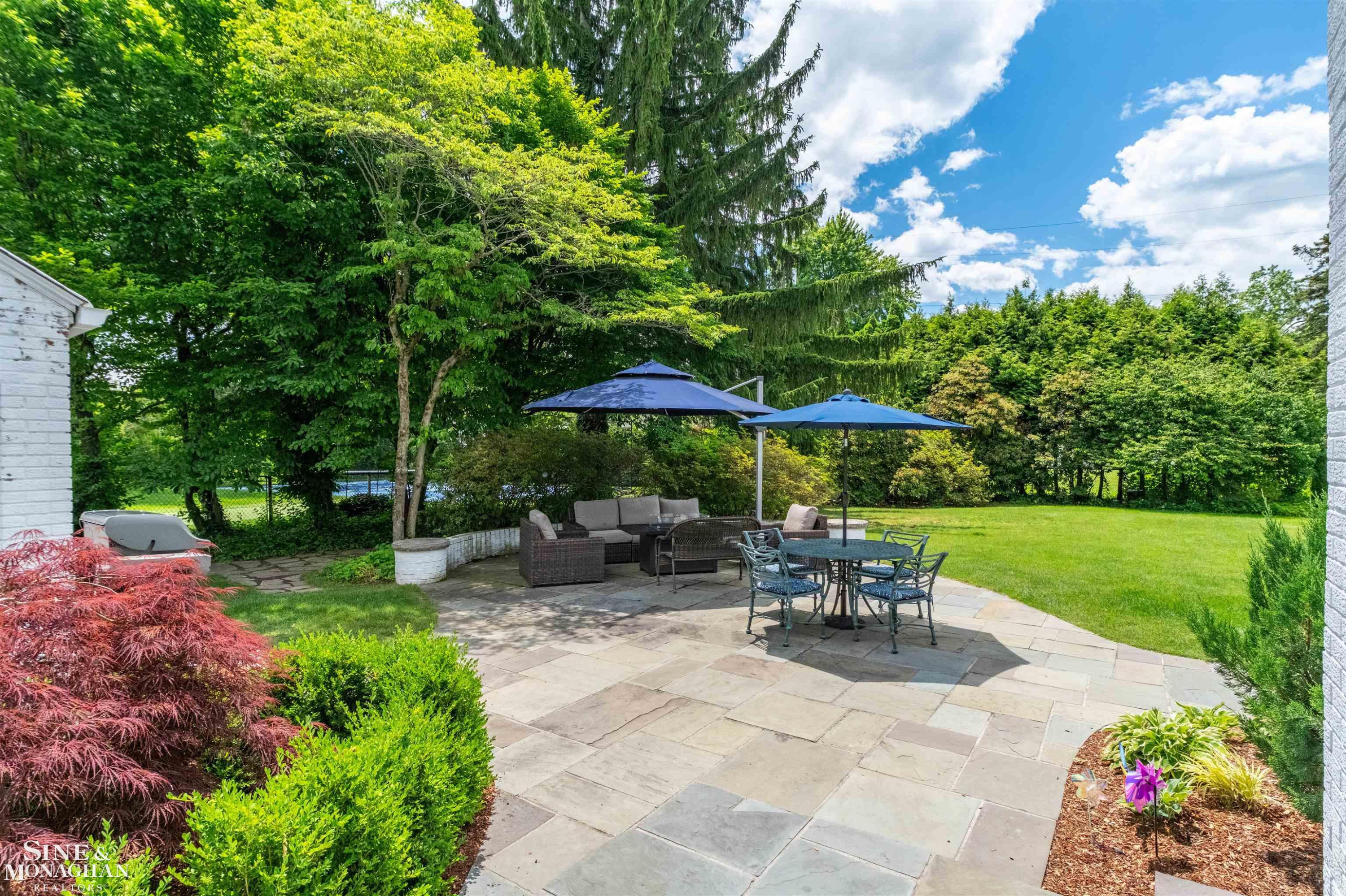 77 Merriweather Road, Grosse Pointe Farms, MI 48236 — Photo 13