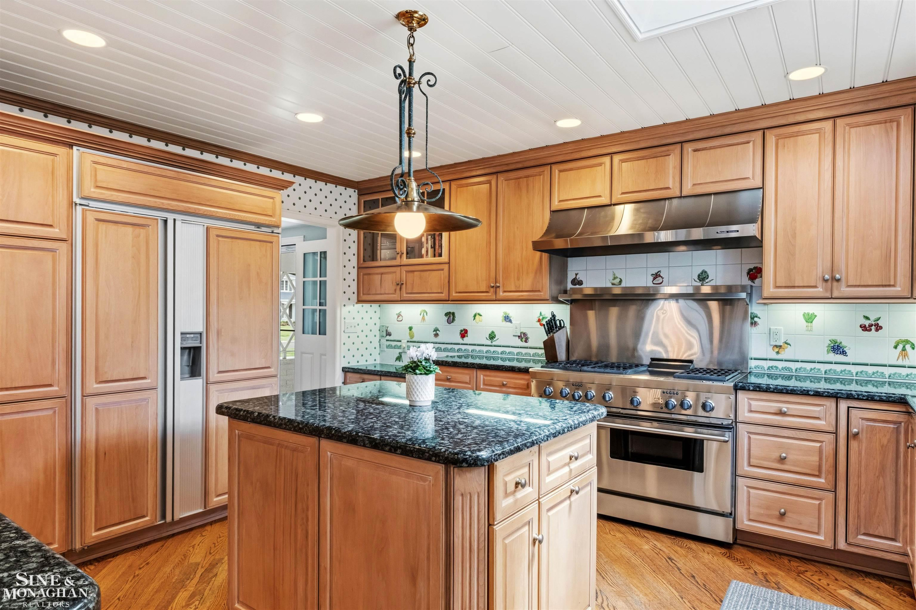 77 Merriweather Road, Grosse Pointe Farms, MI 48236 — Photo 29