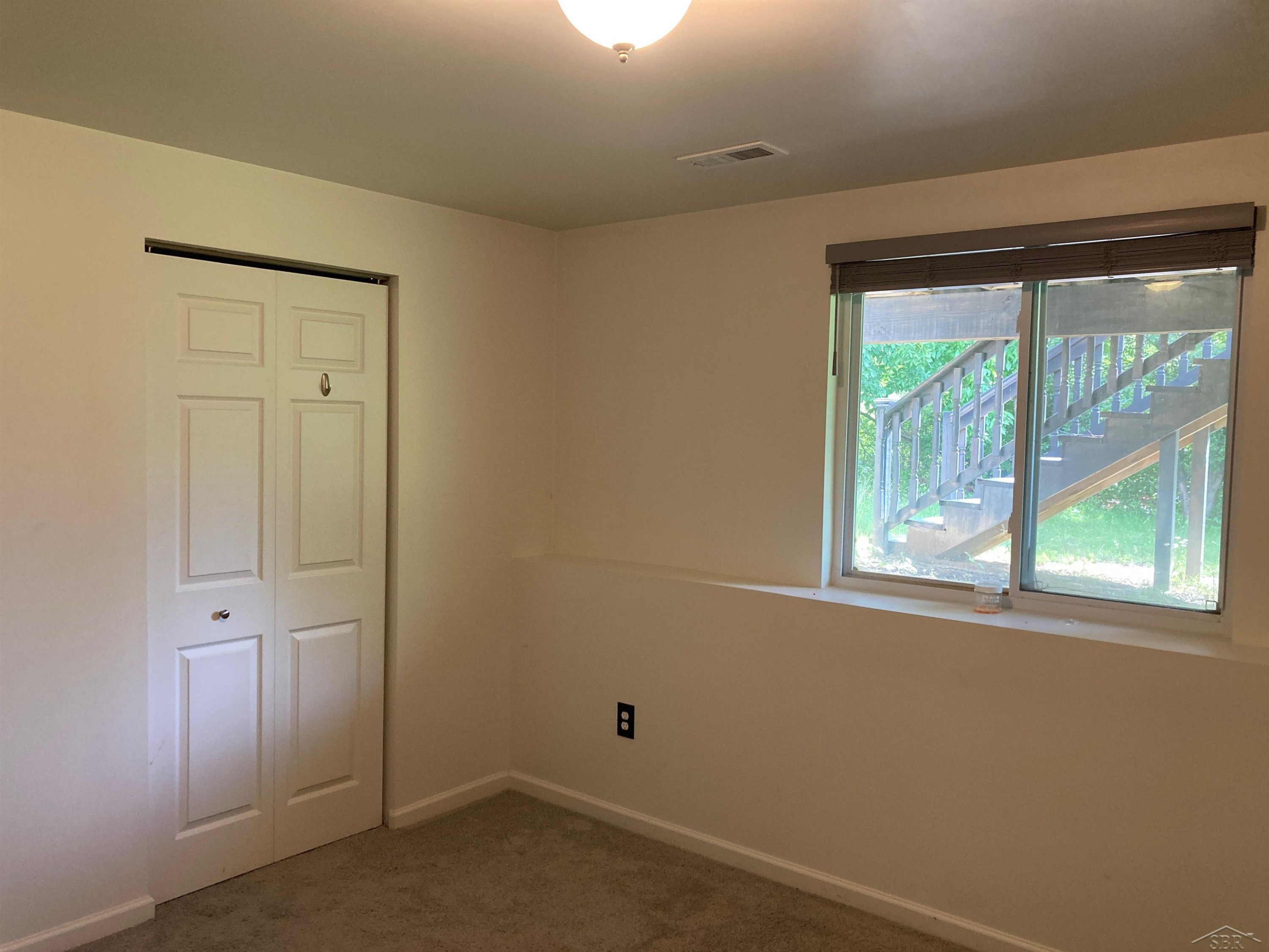 7187 Glenmeadow Court, Grand Blanc, MI 48439 — Photo 12