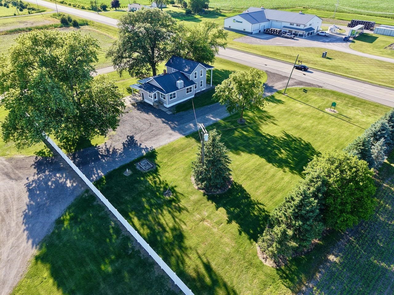5577 Peet Road, Chesaning, MI 48616 — Photo 8