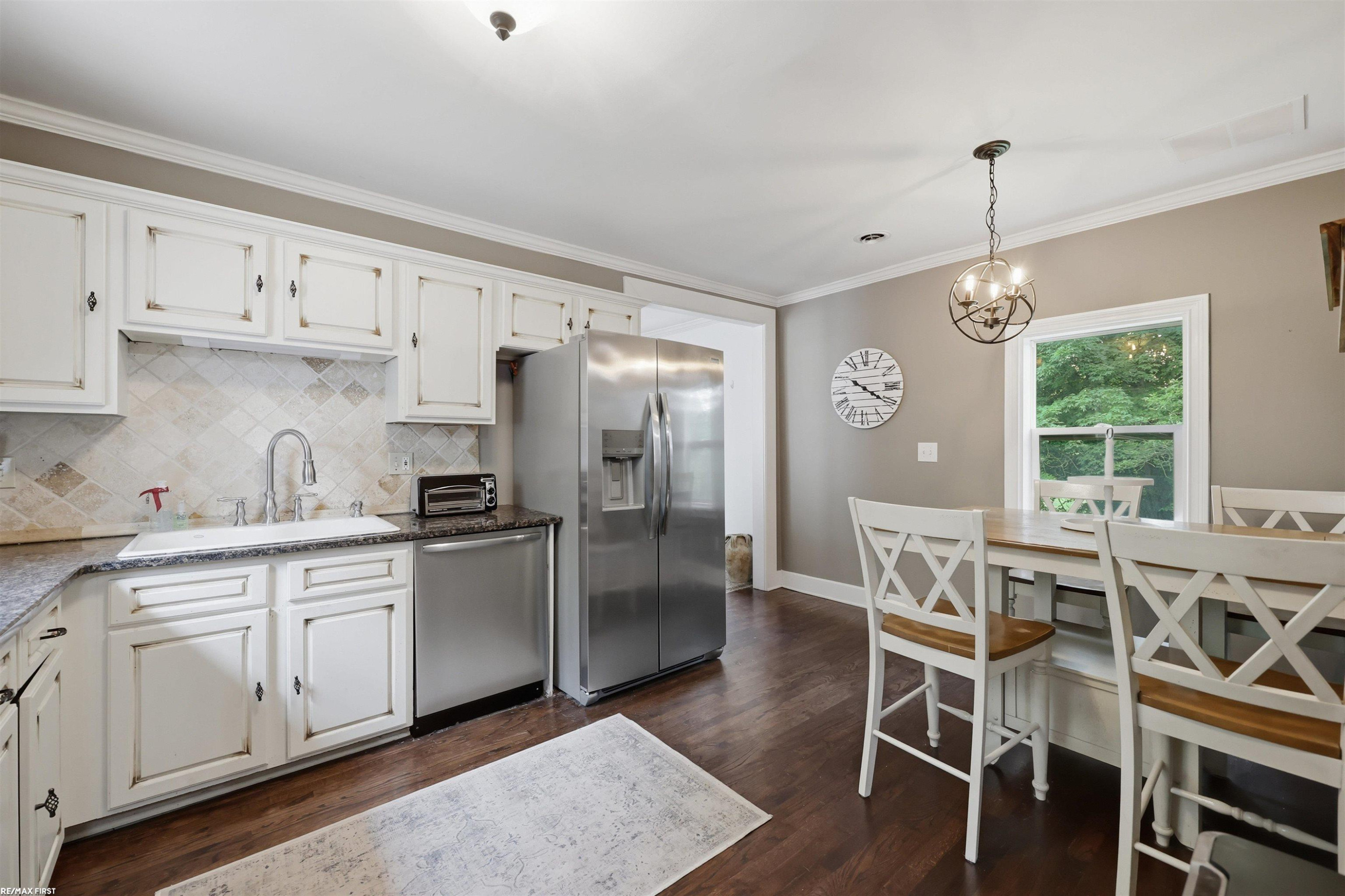 125 W Gates Street, MI 48065 — Photo 5