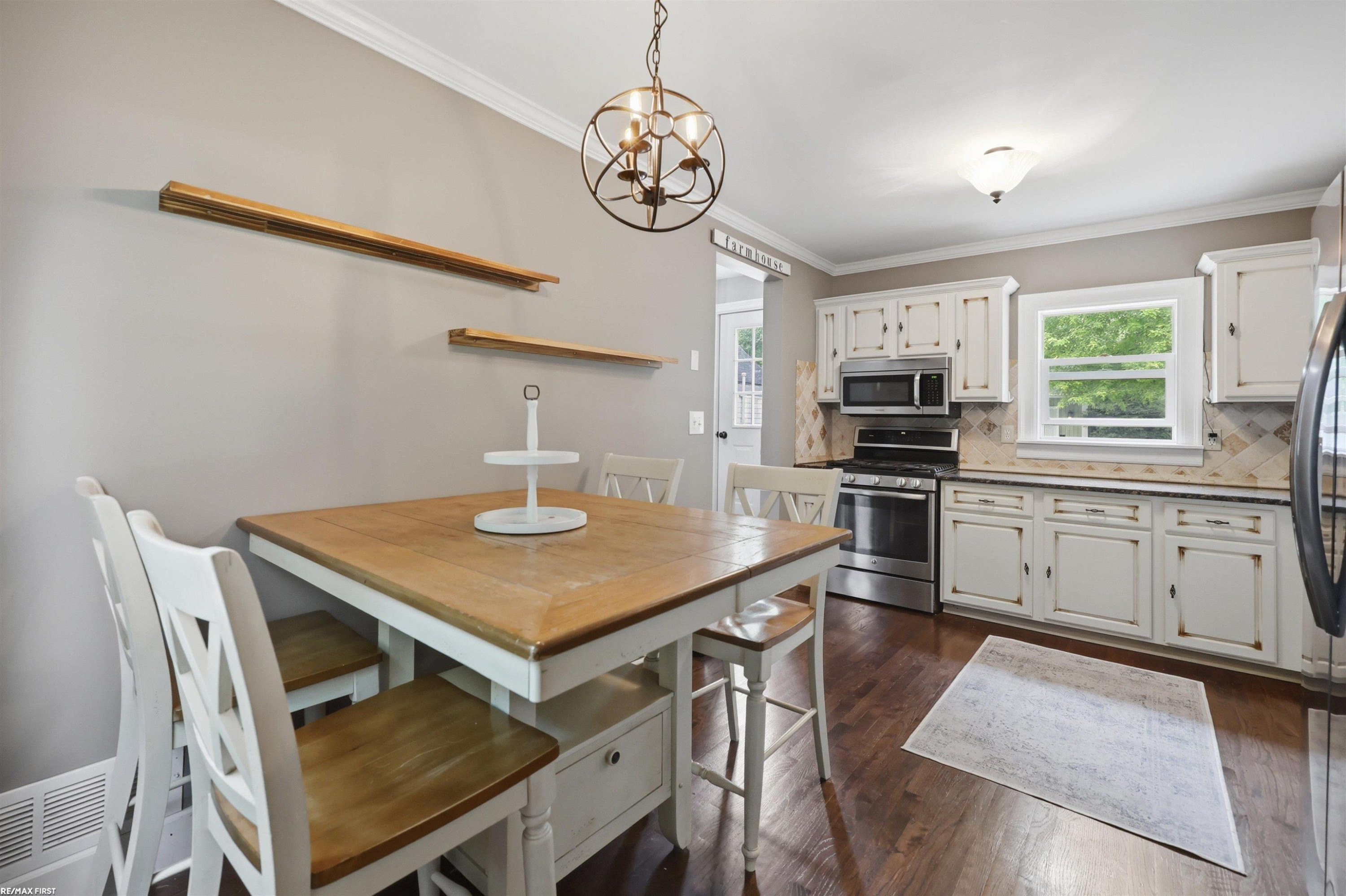 125 W Gates Street, MI 48065 — Photo 7