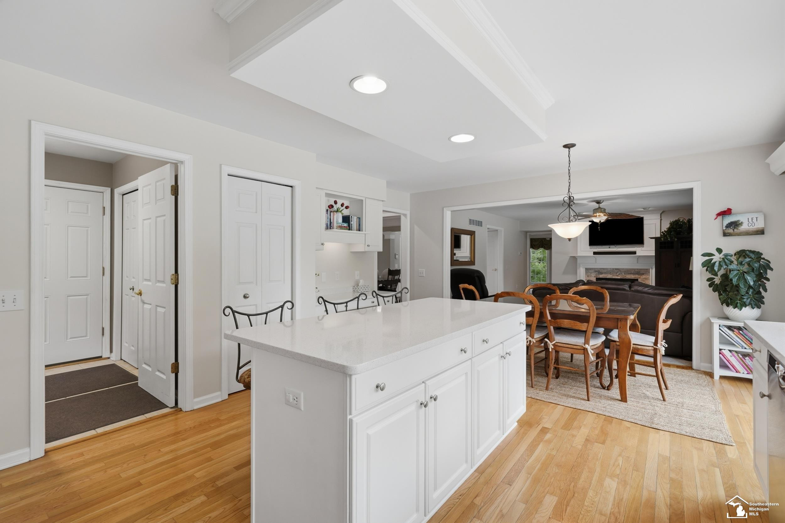 5040 cherry blossom circle Circle, West Bloomfield, MI 48324 — Photo 23