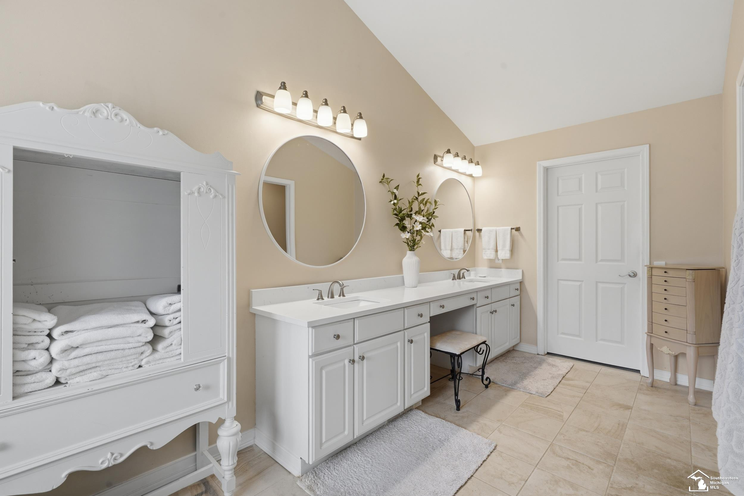 5040 cherry blossom circle Circle, West Bloomfield, MI 48324 — Photo 33