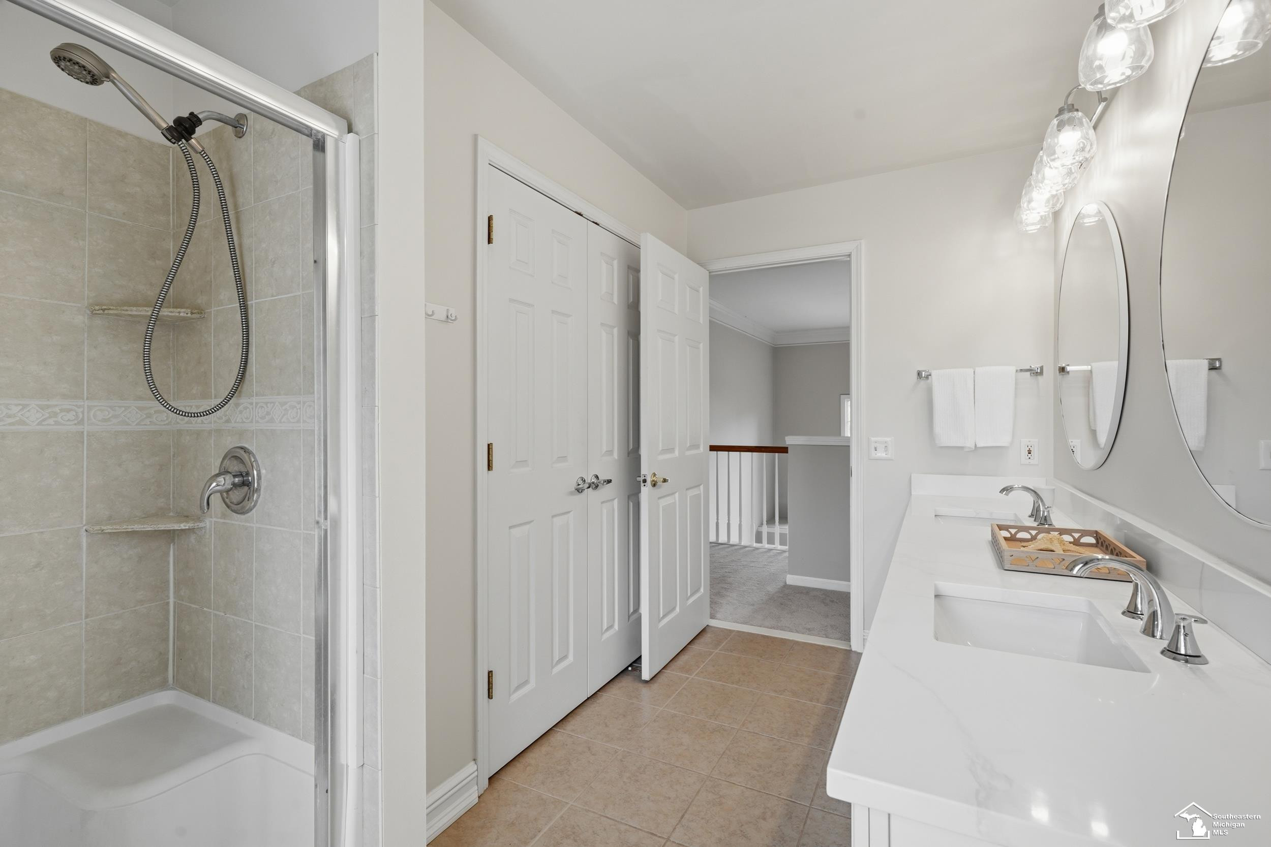 5040 cherry blossom circle Circle, West Bloomfield, MI 48324 — Photo 43