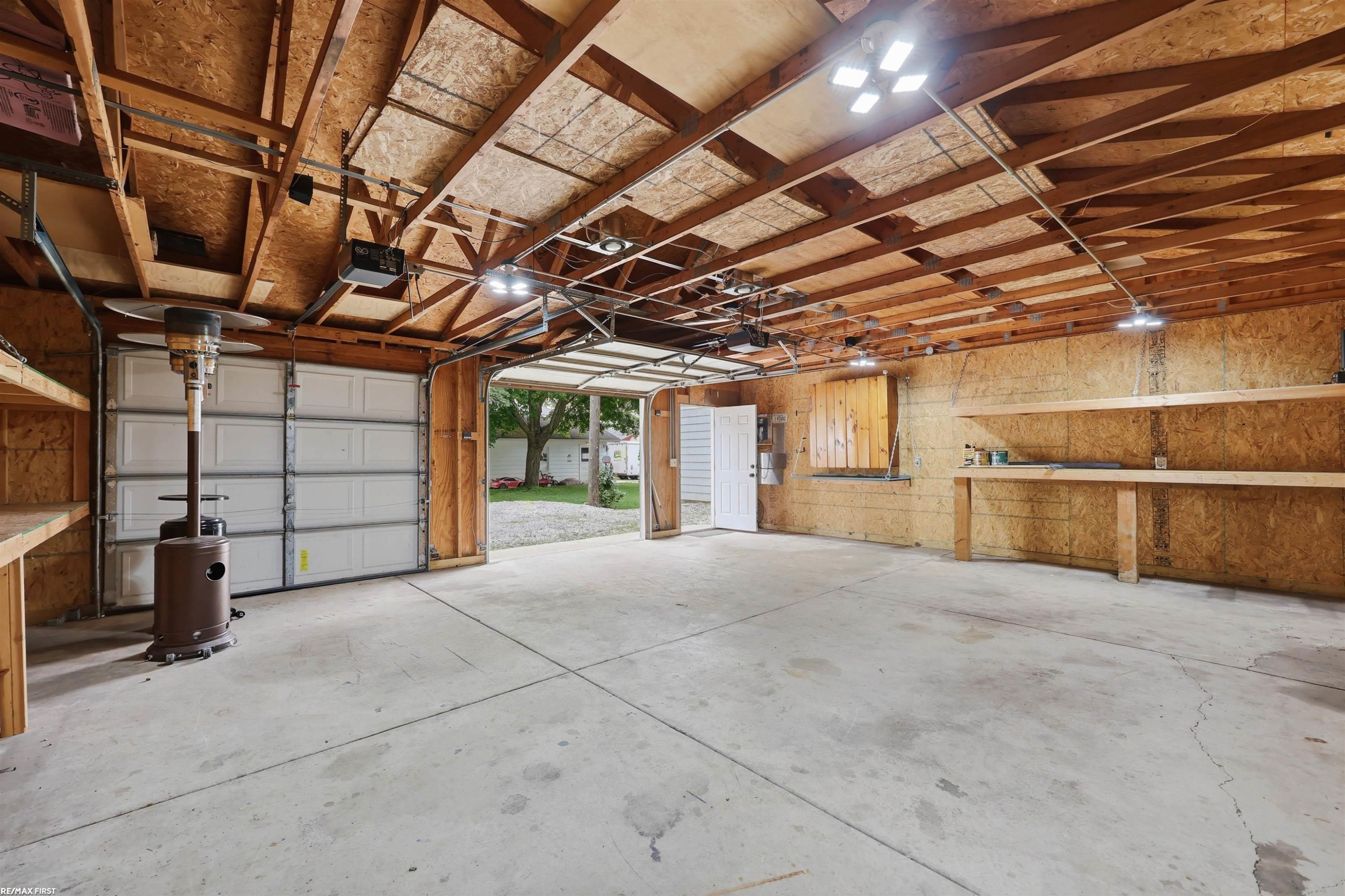 125 W Gates Street, MI 48065 — Photo 35