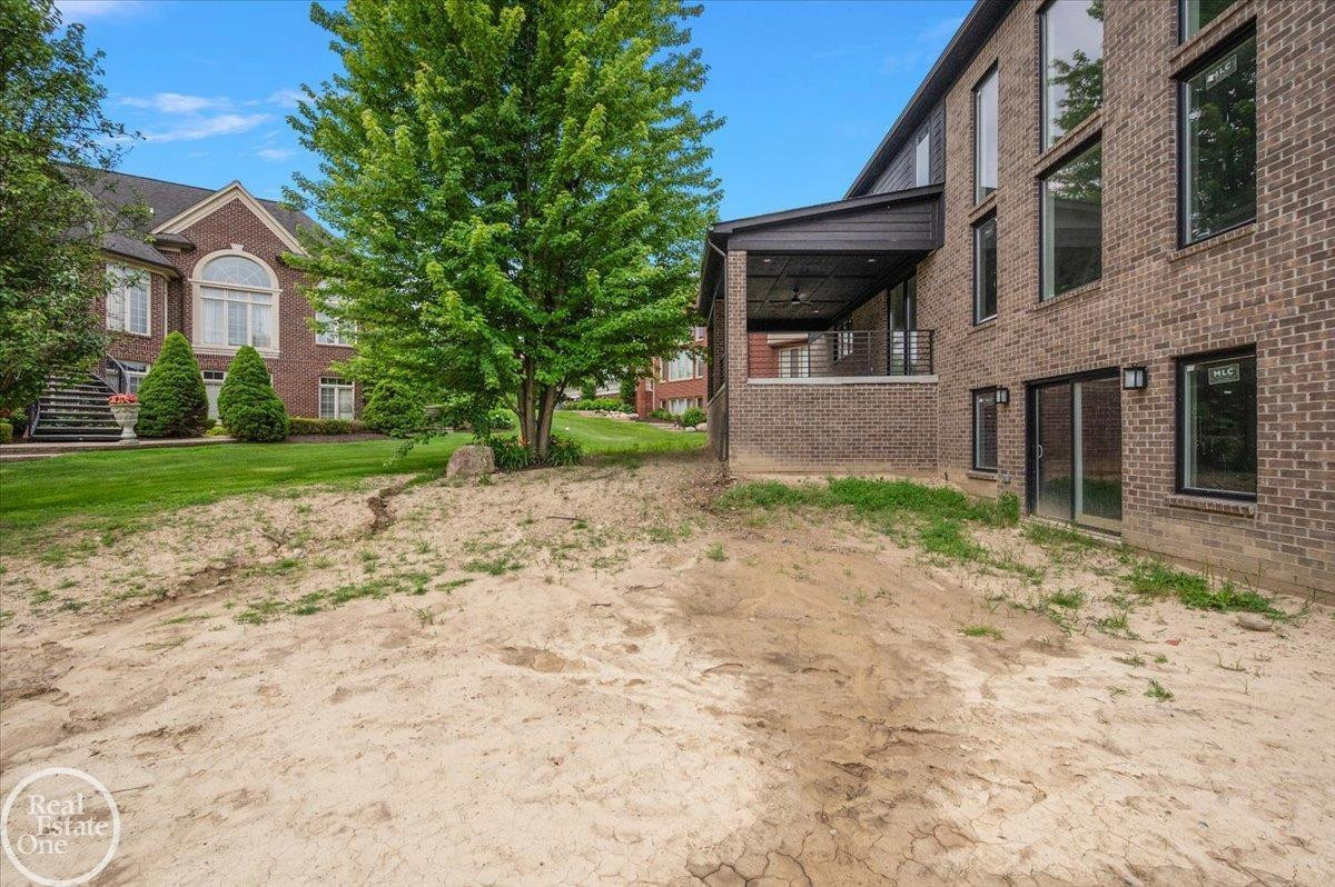 54438 Carrington Drive, Lot #110, Shelby Twp, MI 48316 — Photo 12
