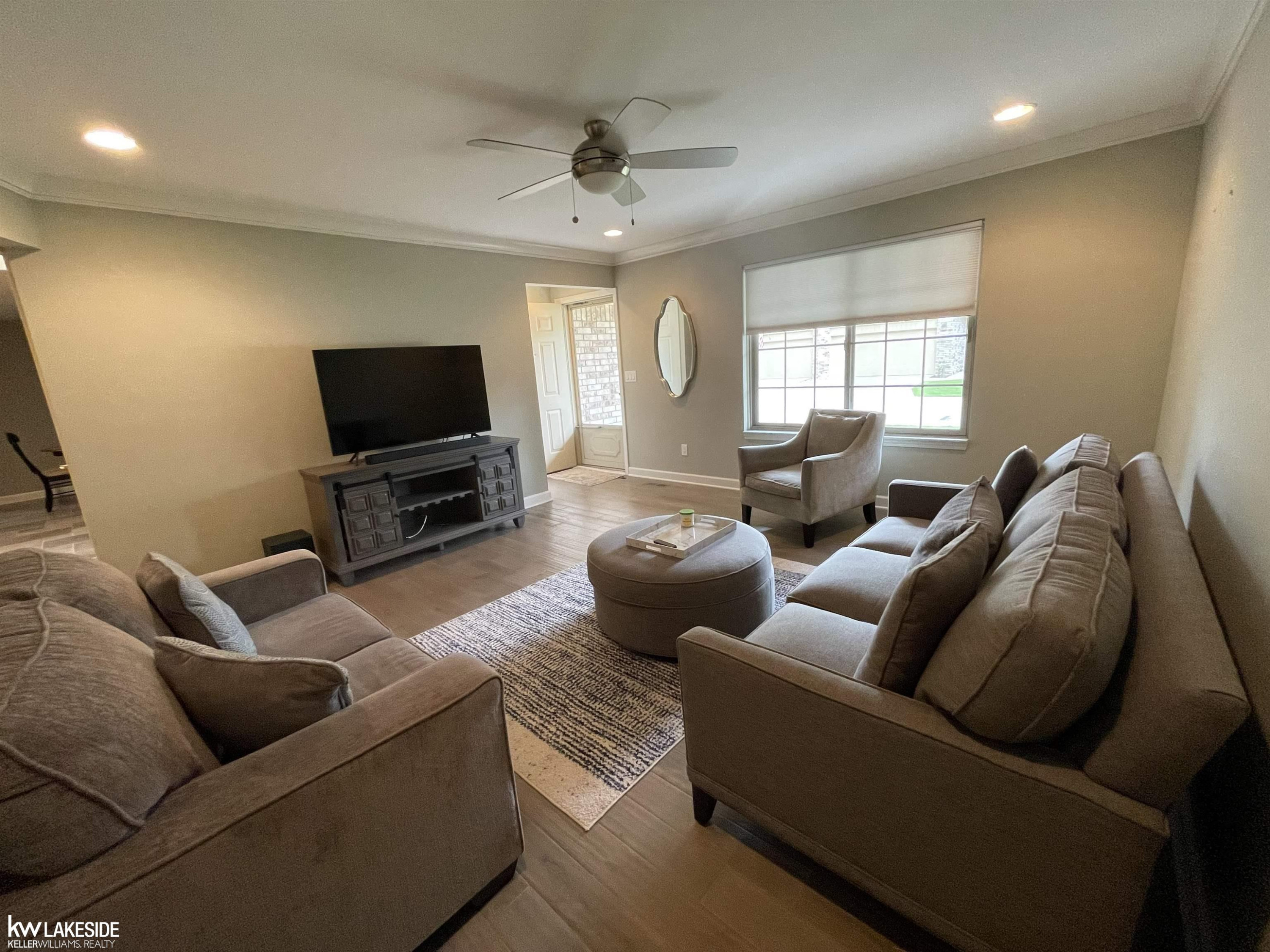 41625 Janet Circle, Clinton Twp, MI 48038 — Photo 4