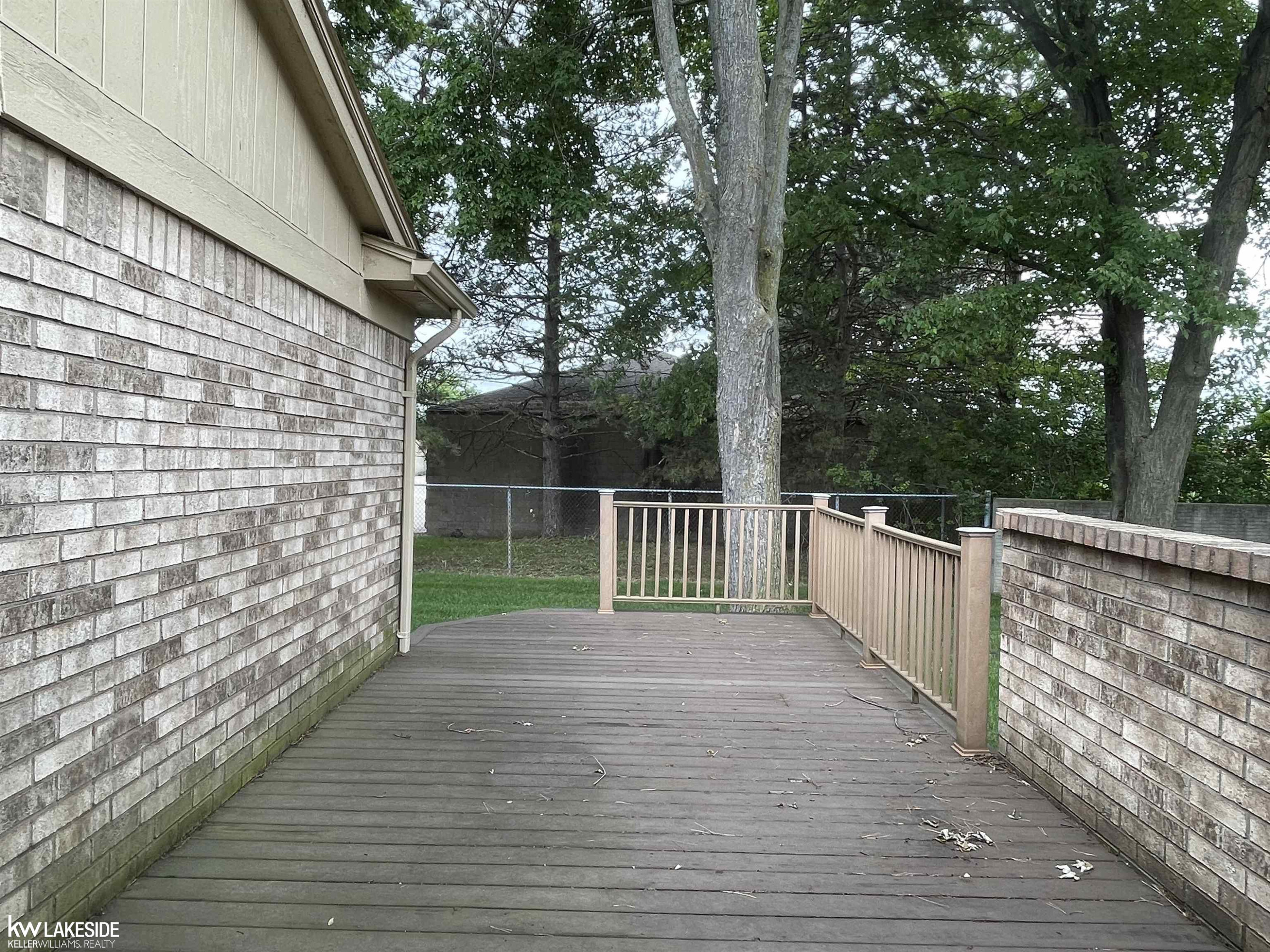 41625 Janet Circle, Clinton Twp, MI 48038 — Photo 11