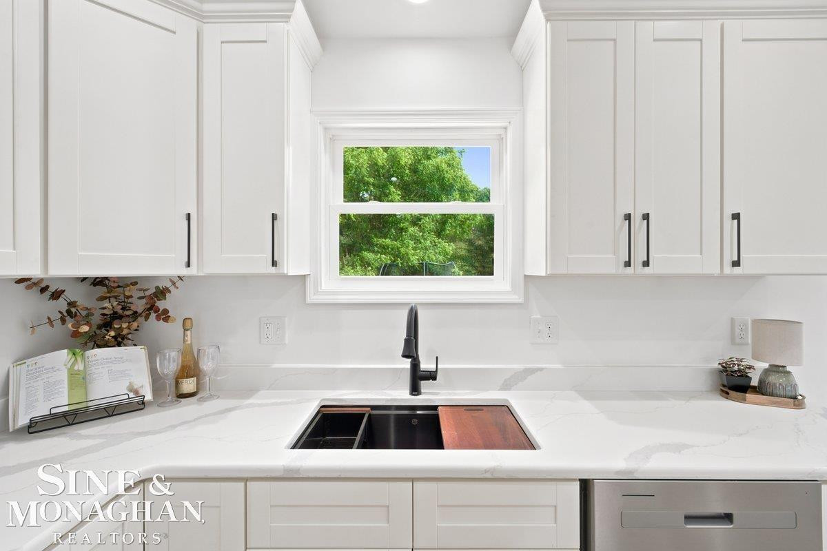 1250 18th Street, Marysville, MI 48040 — Photo 4