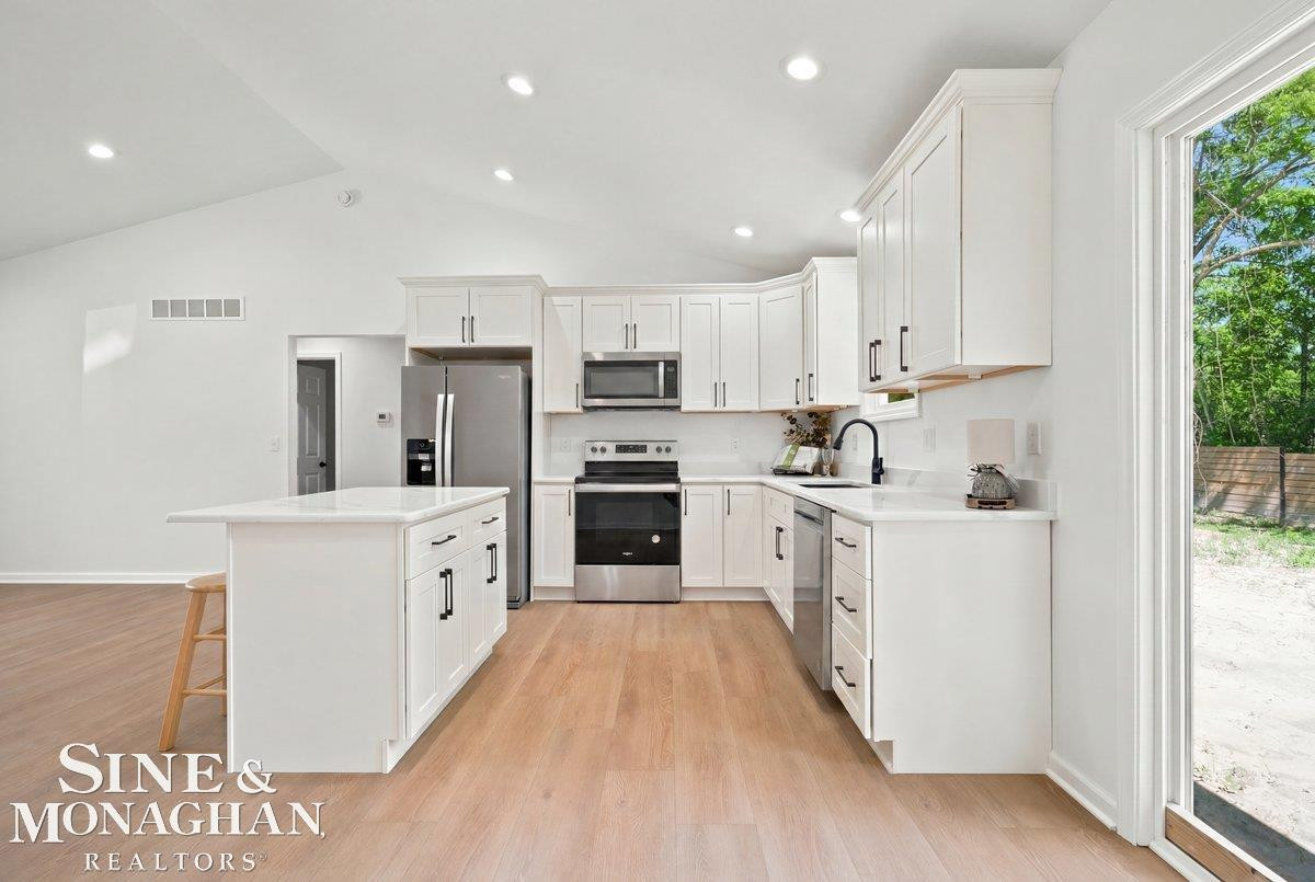 1250 18th Street, Marysville, MI 48040 — Photo 5