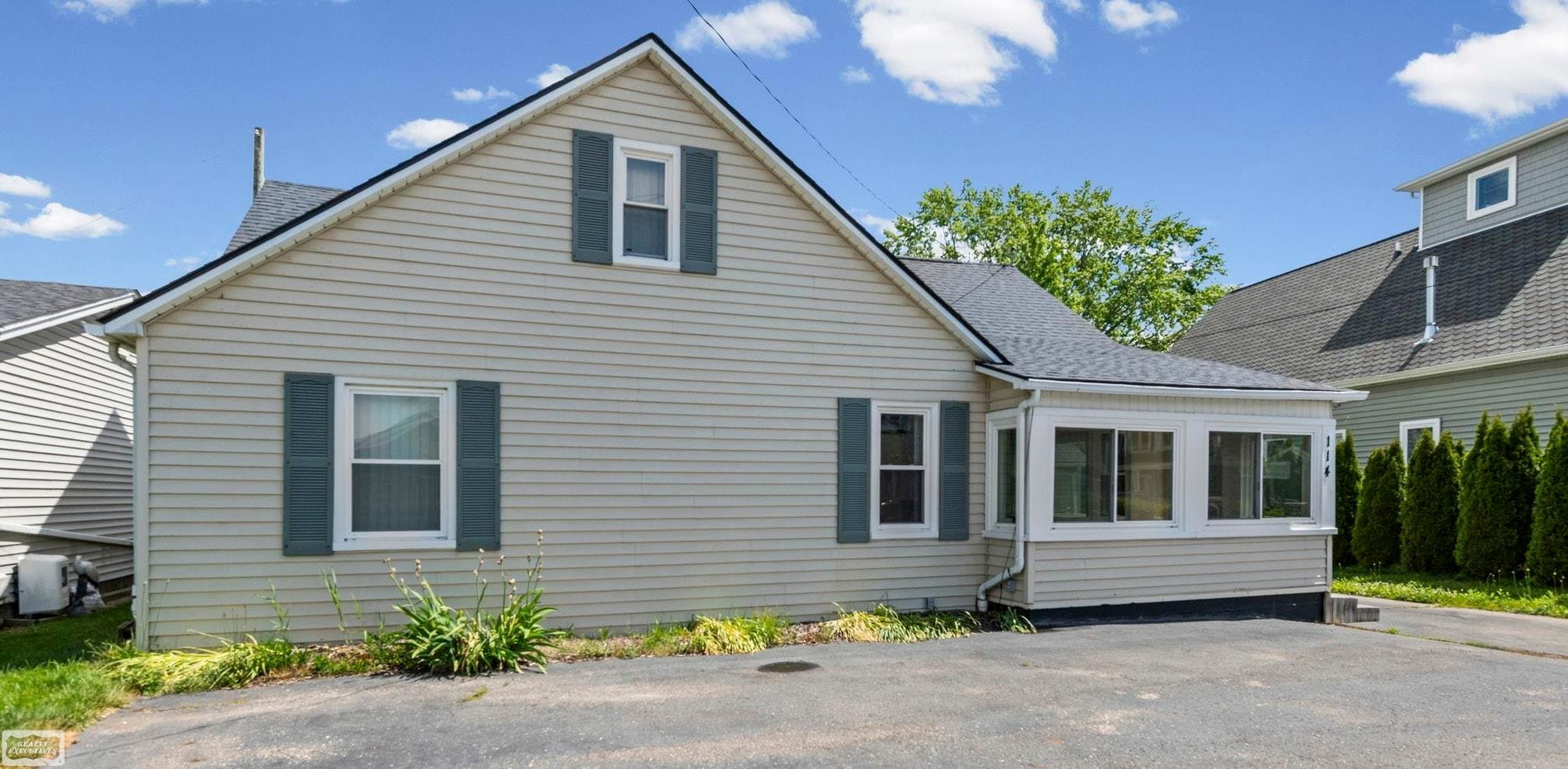 114 Interlochen Drive, Algonac, MI 48001 — Photo 11
