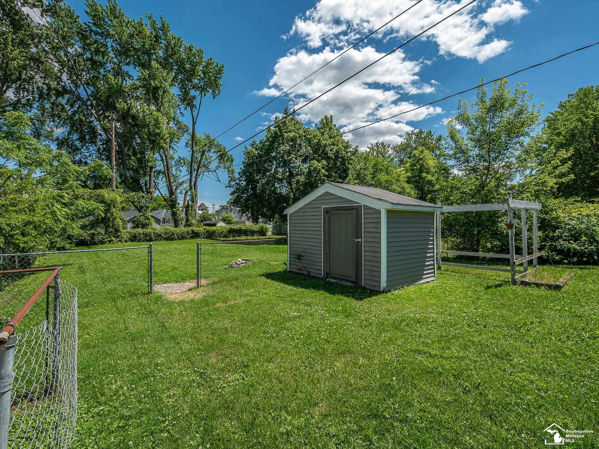 13054 Race Street, MI — Photo 28