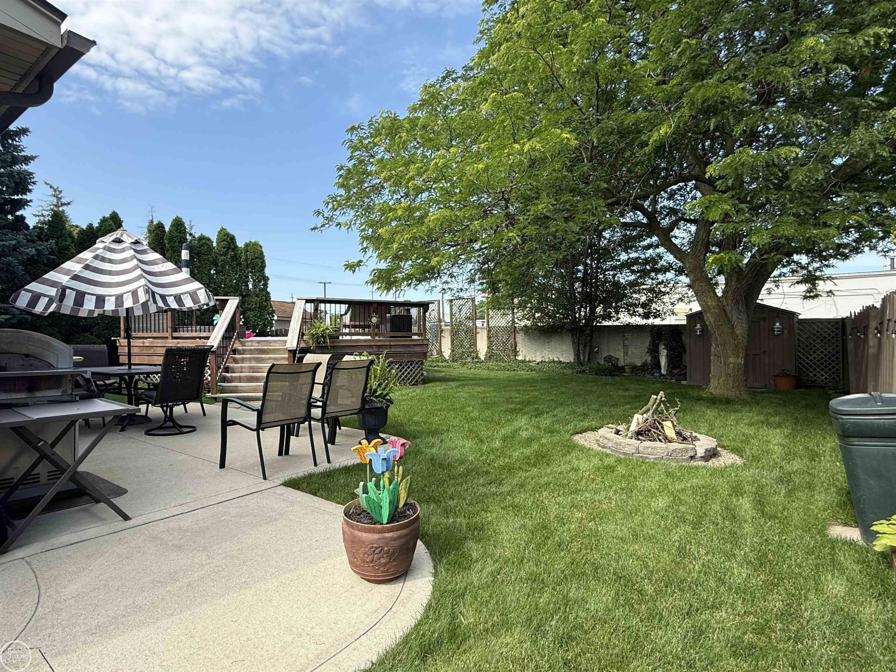 47043 Sanborn Drive, Macomb, MI 48044 — Photo 8