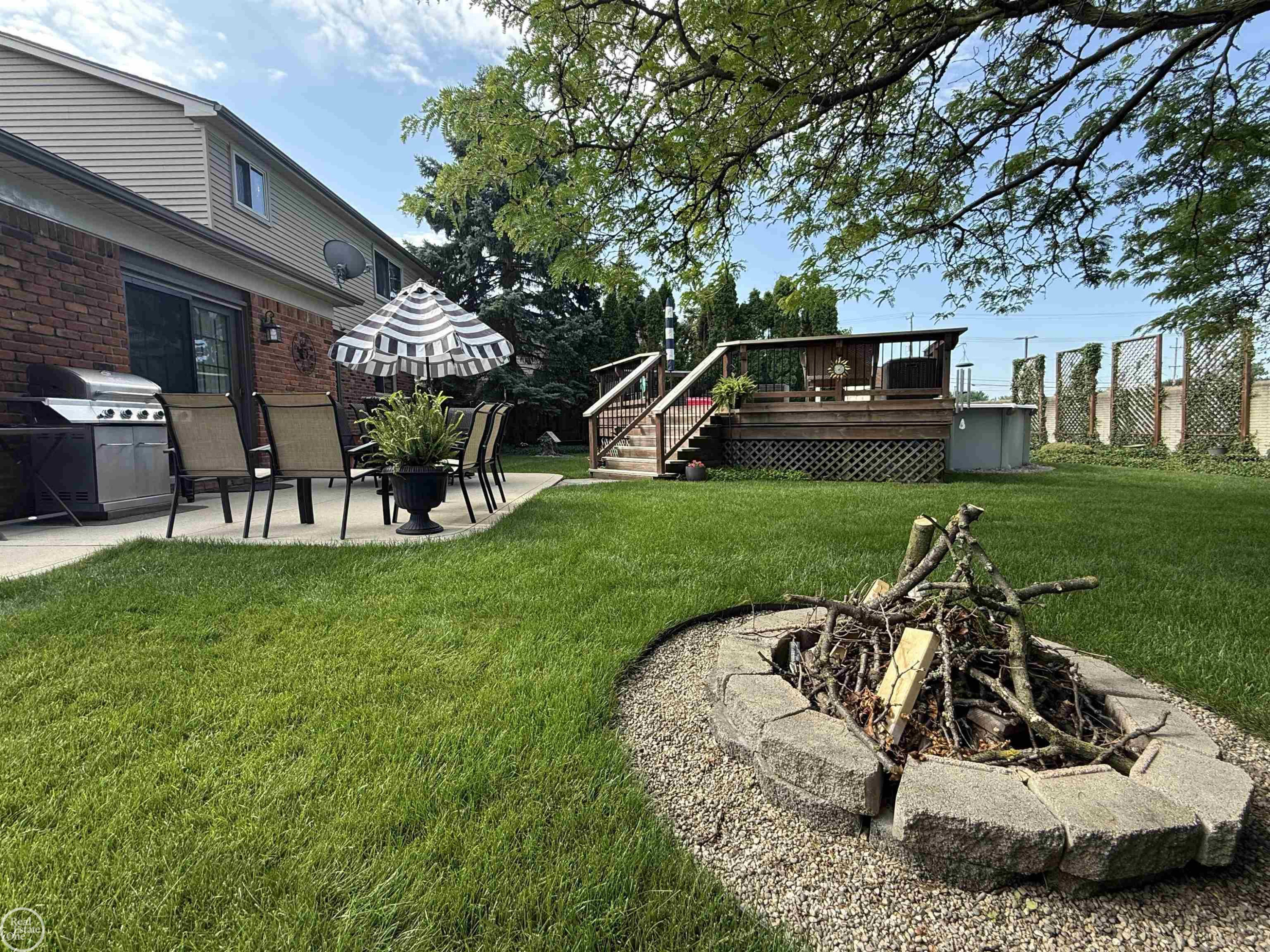 47043 Sanborn Drive, Macomb, MI 48044 — Photo 10
