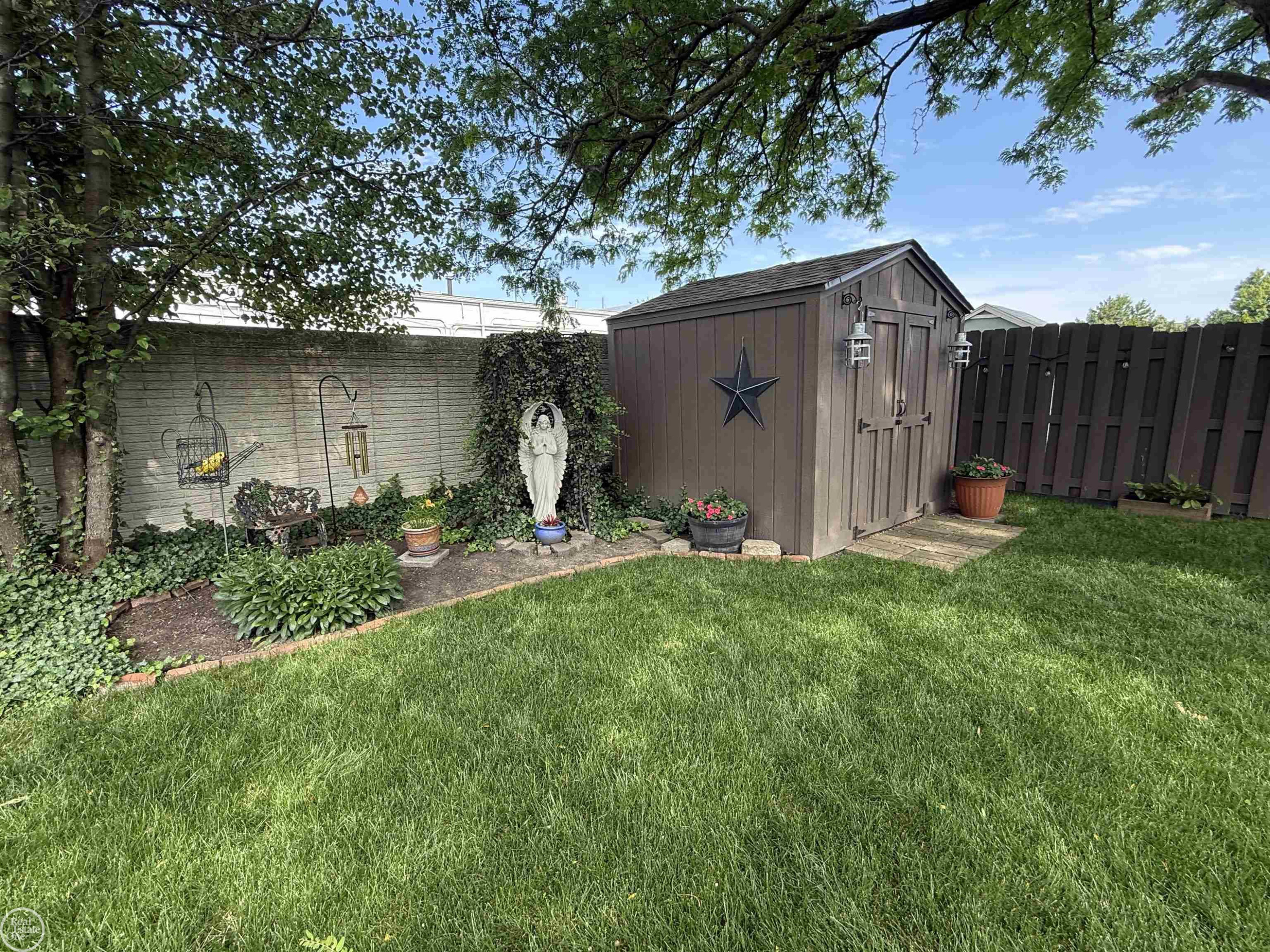 47043 Sanborn Drive, Macomb, MI 48044 — Photo 13