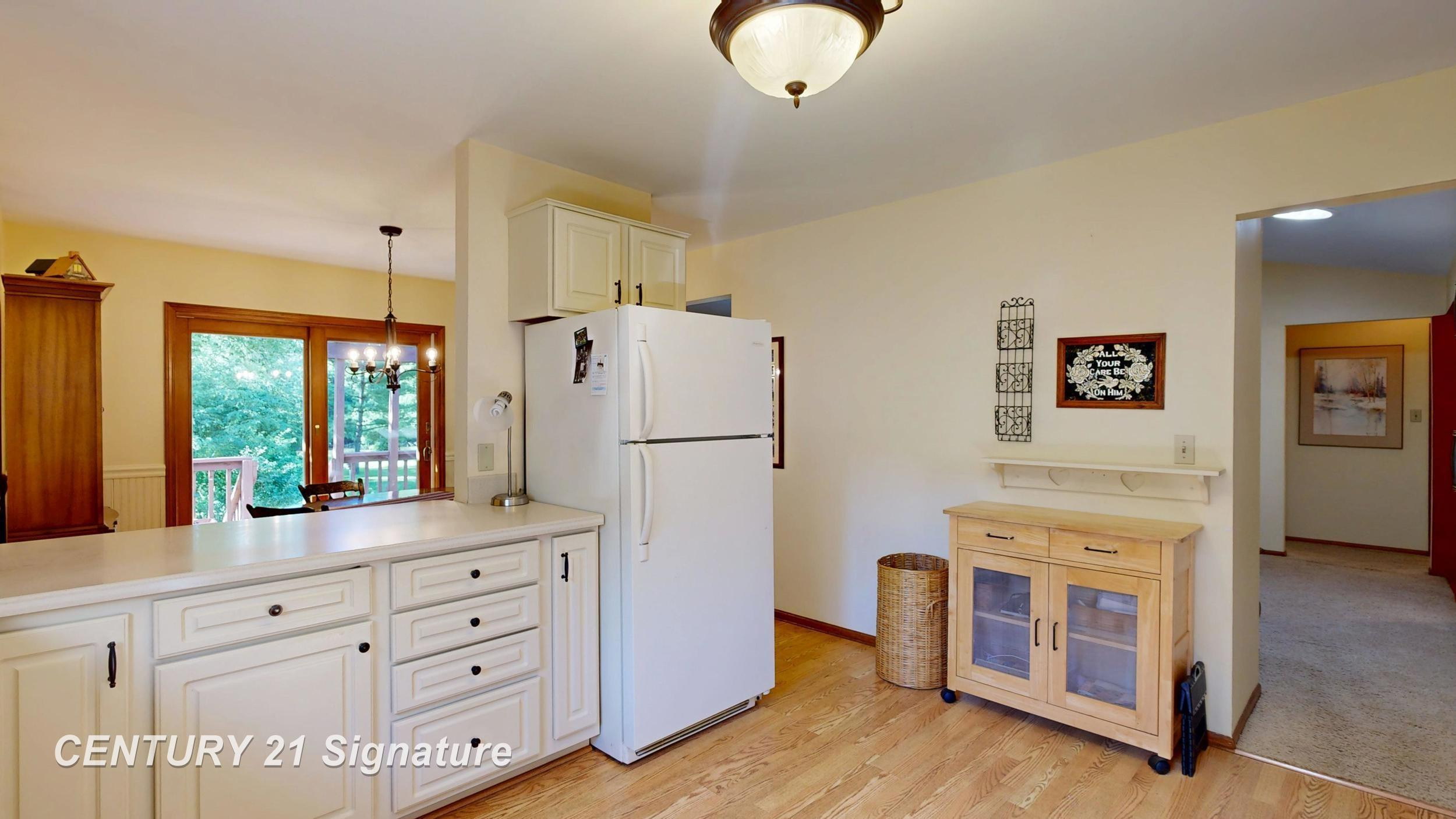 217 Dutch Mill Drive, Flushing, MI 48433 — Photo 18