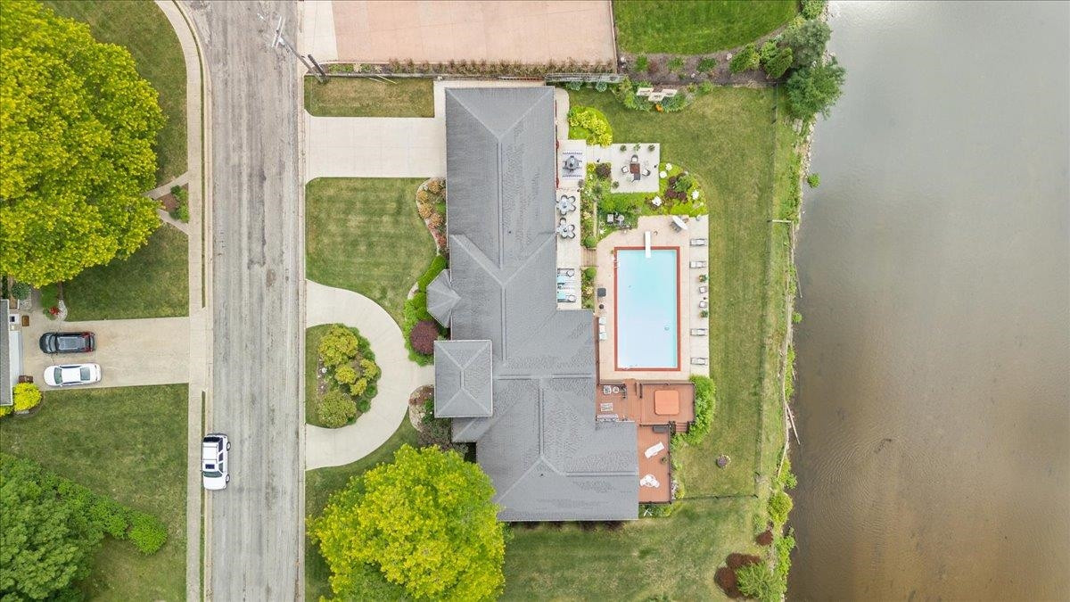 415 Curwood Drive, Owosso, MI 48867 — Photo 14