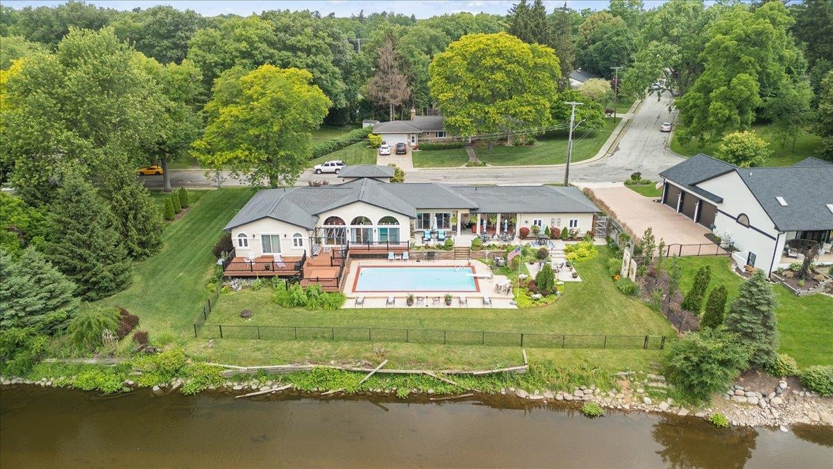 415 Curwood Drive, Owosso, MI 48867 — Photo 15
