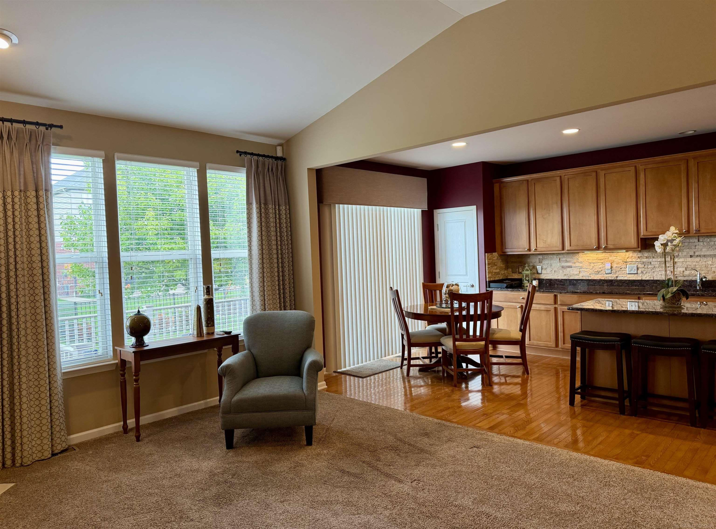 49626 Wayburn Drive, Macomb, MI 48042 — Photo 7