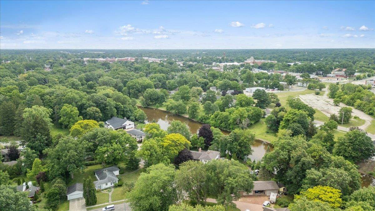 415 Curwood Drive, Owosso, MI 48867 — Photo 16