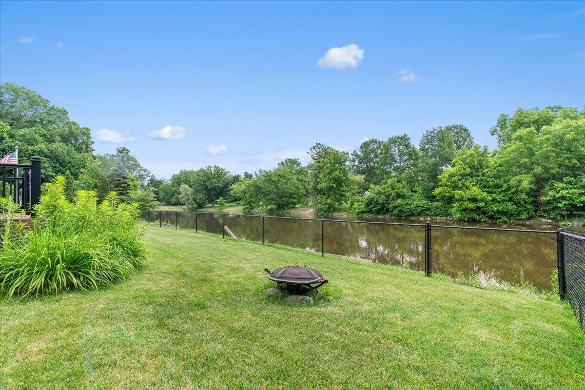 415 Curwood Drive, Owosso, MI 48867 — Photo 23