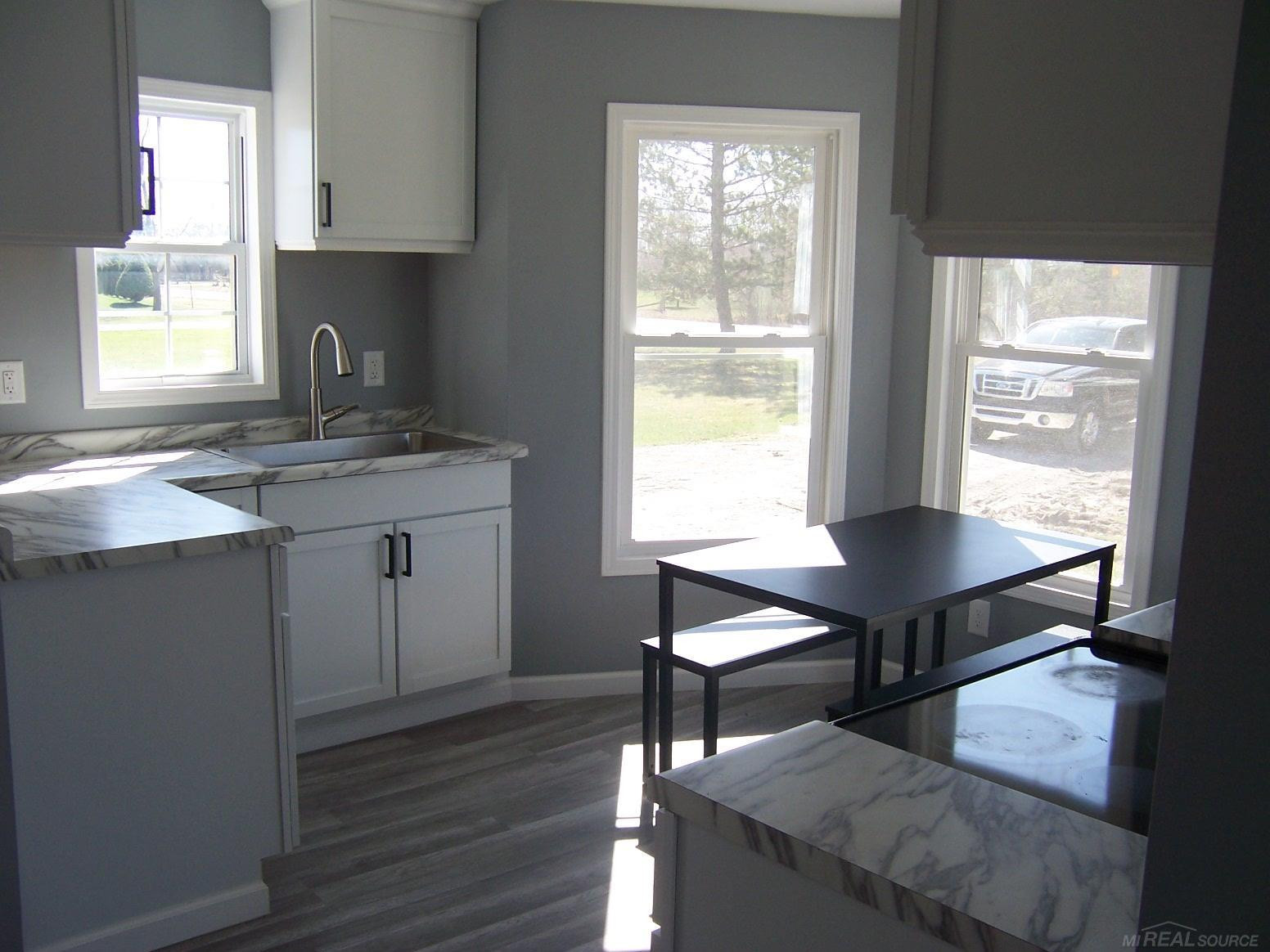 11172 Dunn Road, MI 48091 — Photo 3