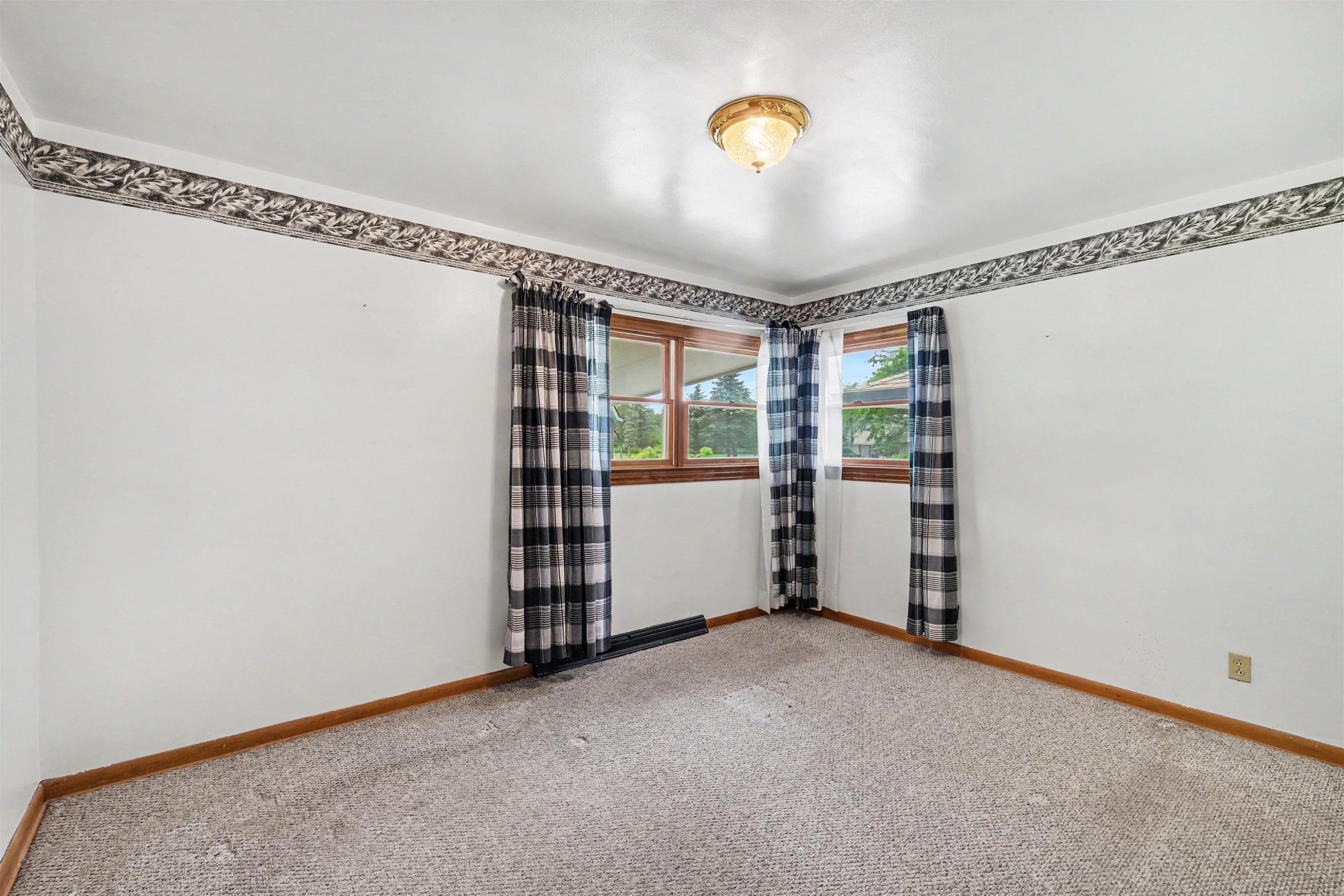 8155 Corunna Road, Flint, MI 48532 — Photo 12