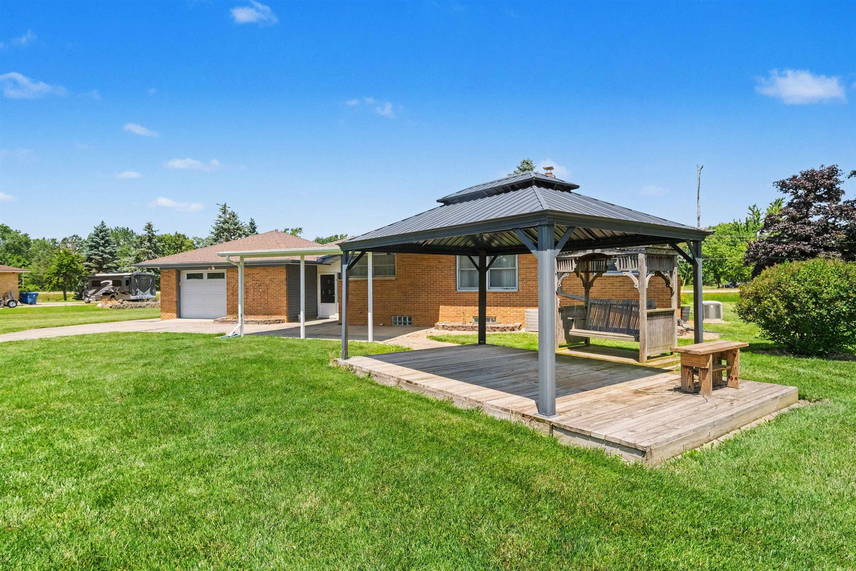 8155 Corunna Road, Flint, MI 48532 — Photo 24