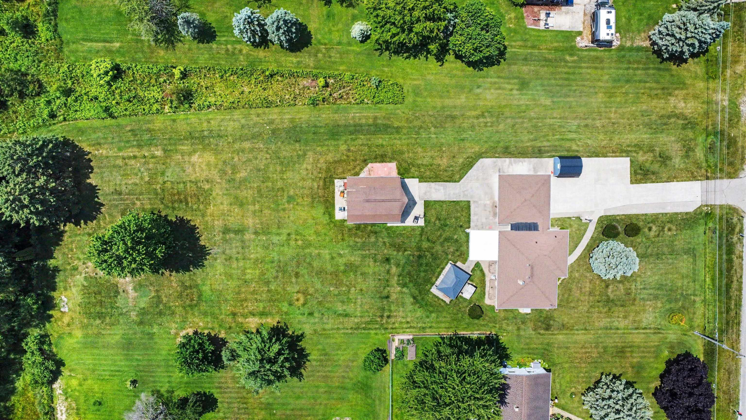 8155 Corunna Road, Flint, MI 48532 — Photo 31