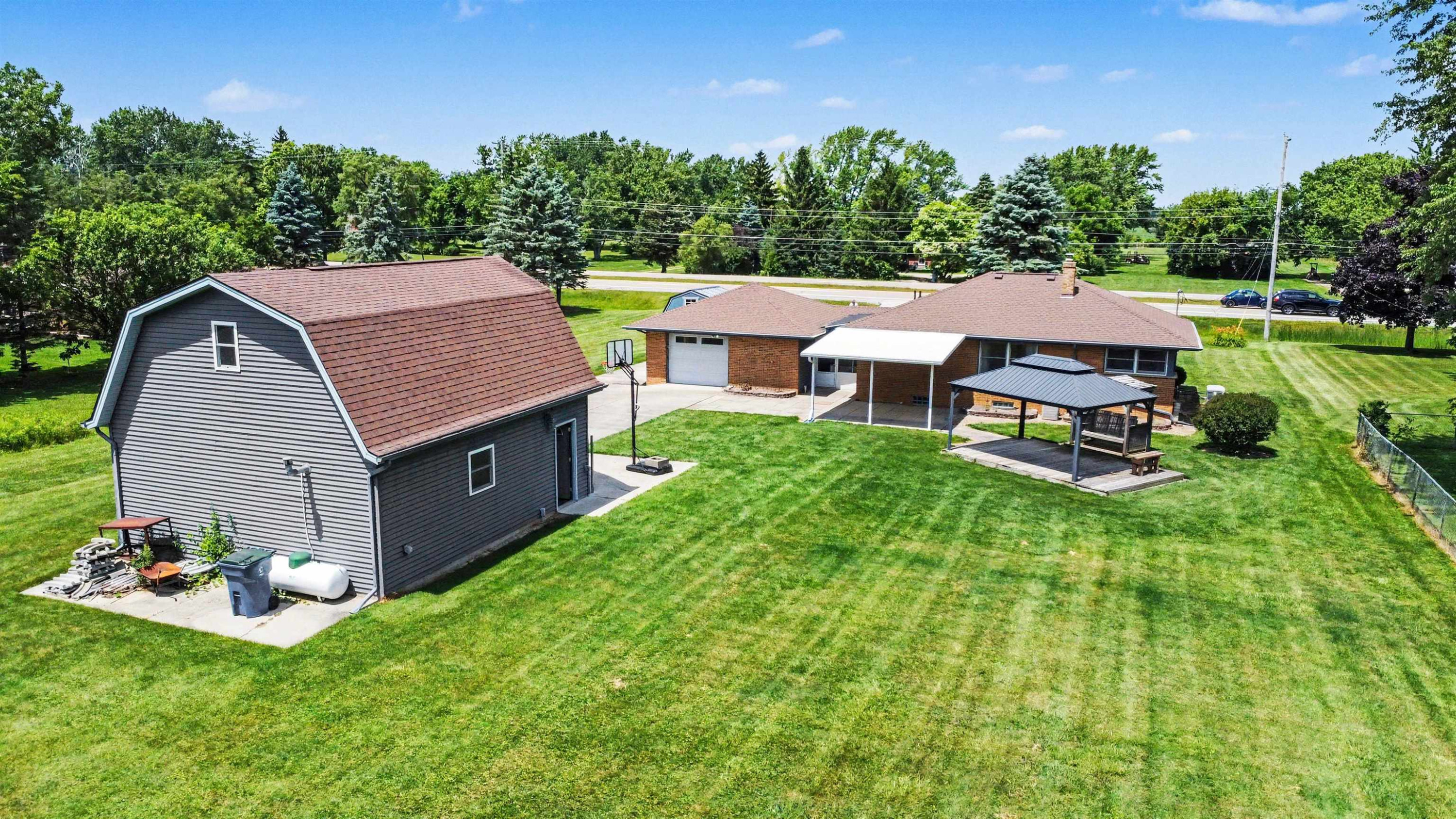 8155 Corunna Road, Flint, MI 48532 — Photo 34