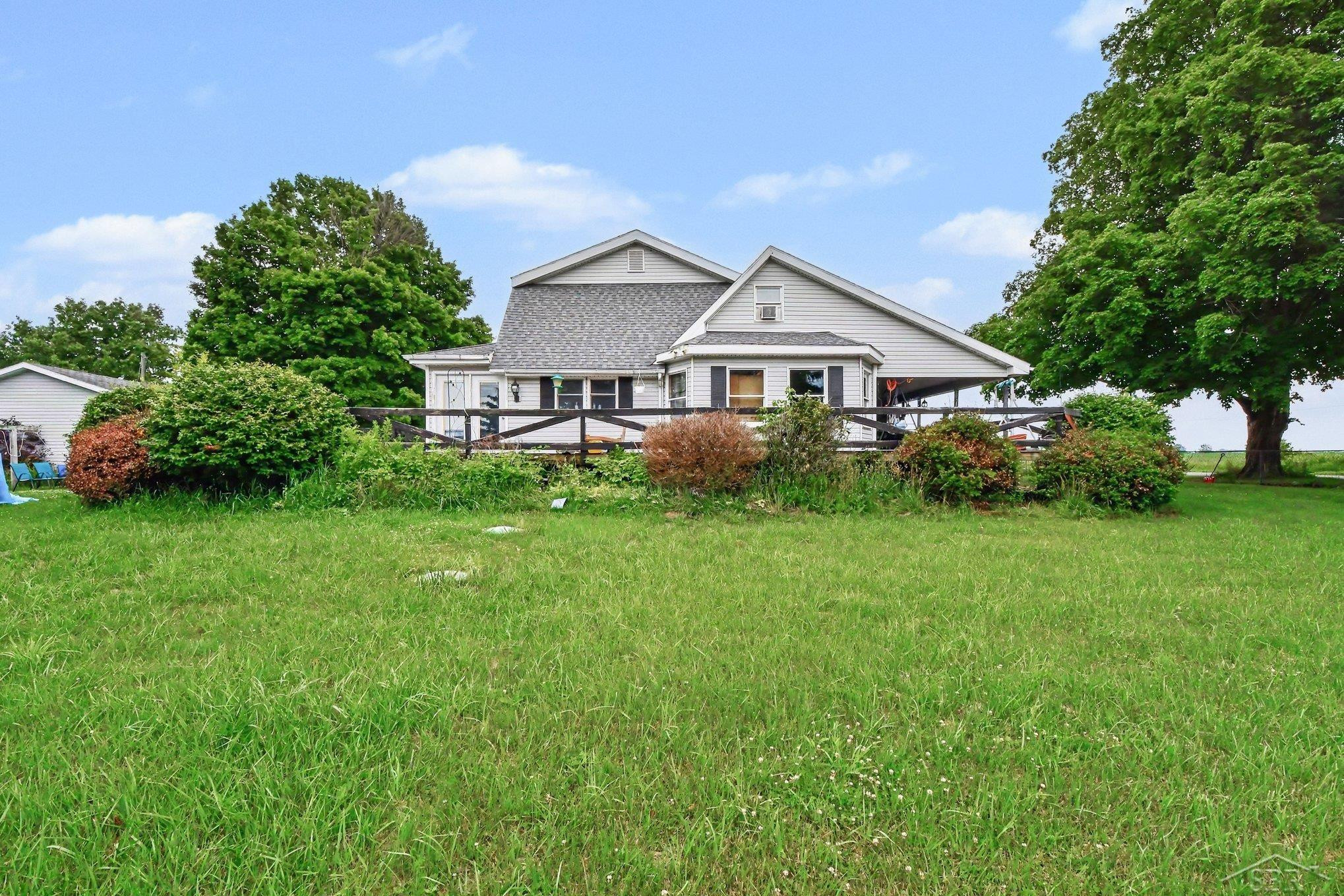 10602 Jordan Lake Road, Lake Odessa, MI 48849