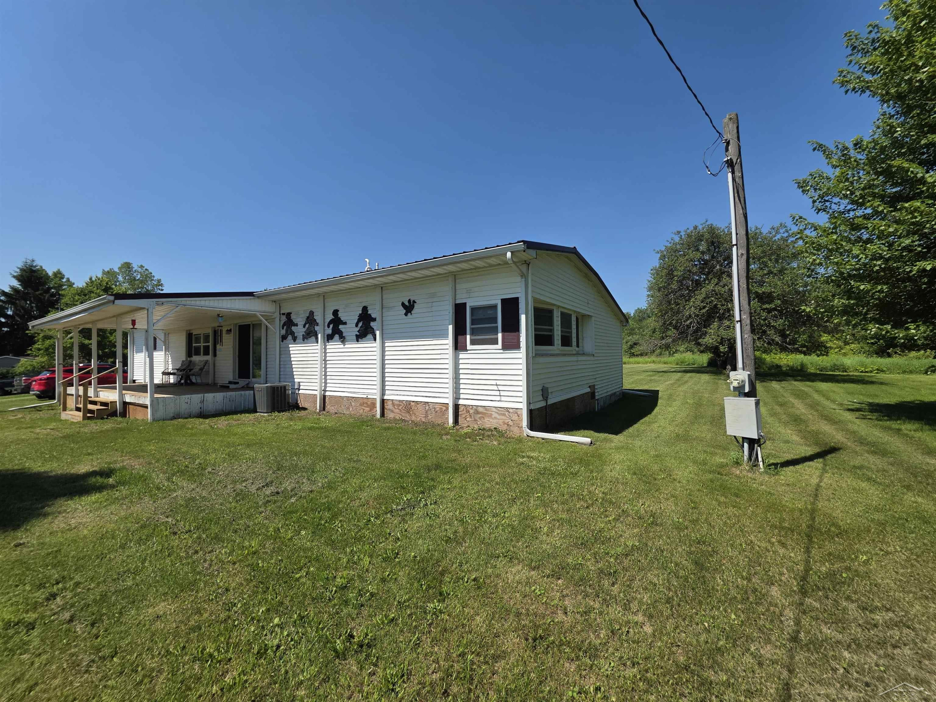 7813 Standish Road, MI 48613 — Photo 10