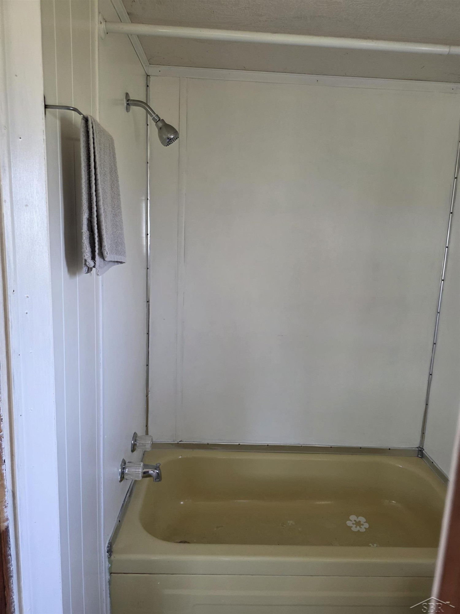7813 Standish Road, MI 48613 — Photo 19