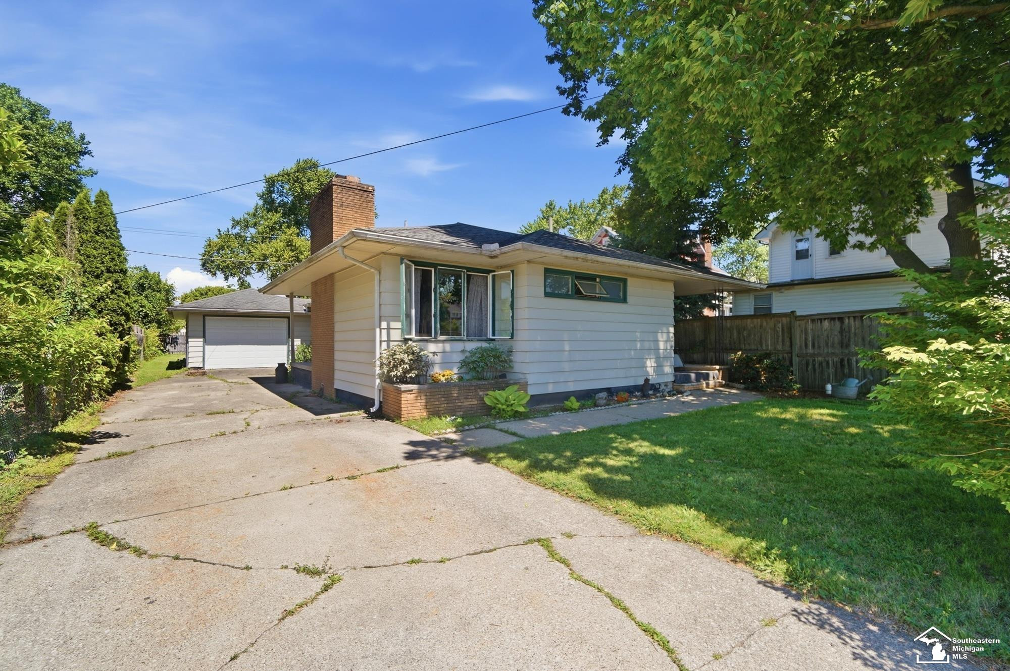 904 Custer Street, Monroe, MI 48161 — Photo 3