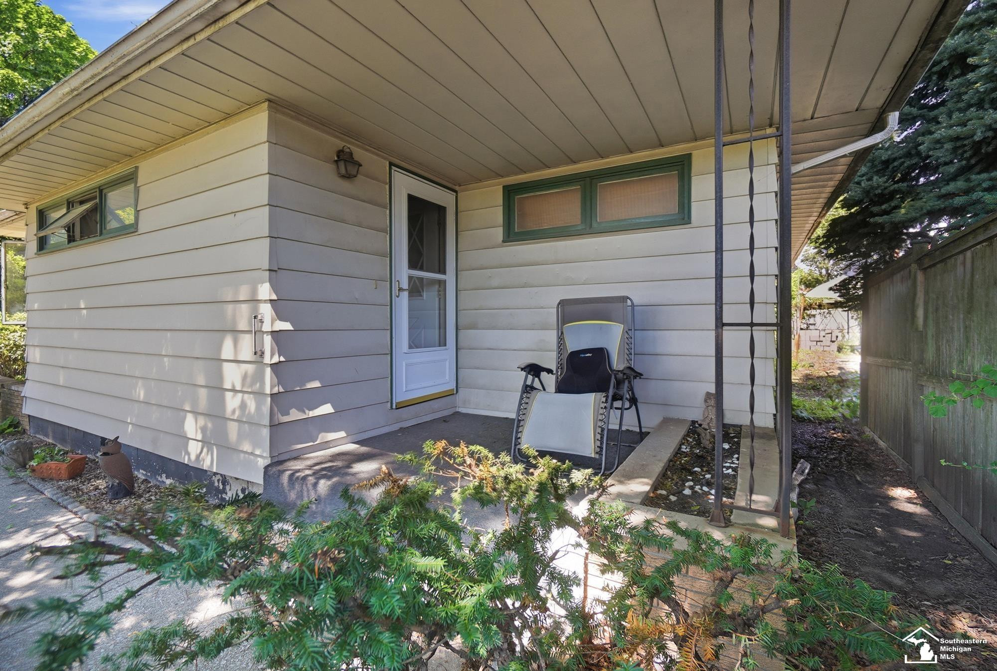 904 Custer Street, Monroe, MI 48161 — Photo 4