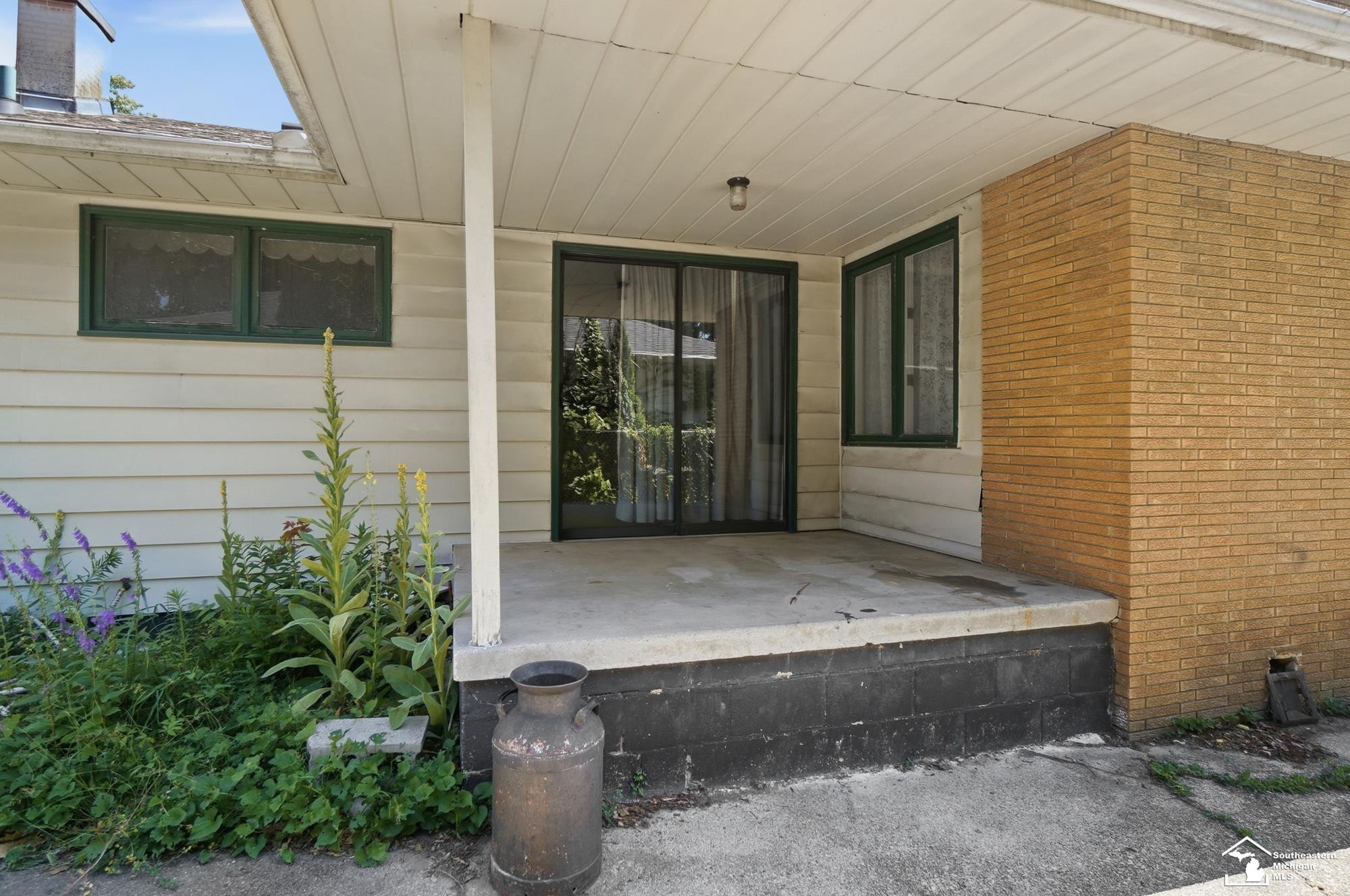 904 Custer Street, Monroe, MI 48161 — Photo 6