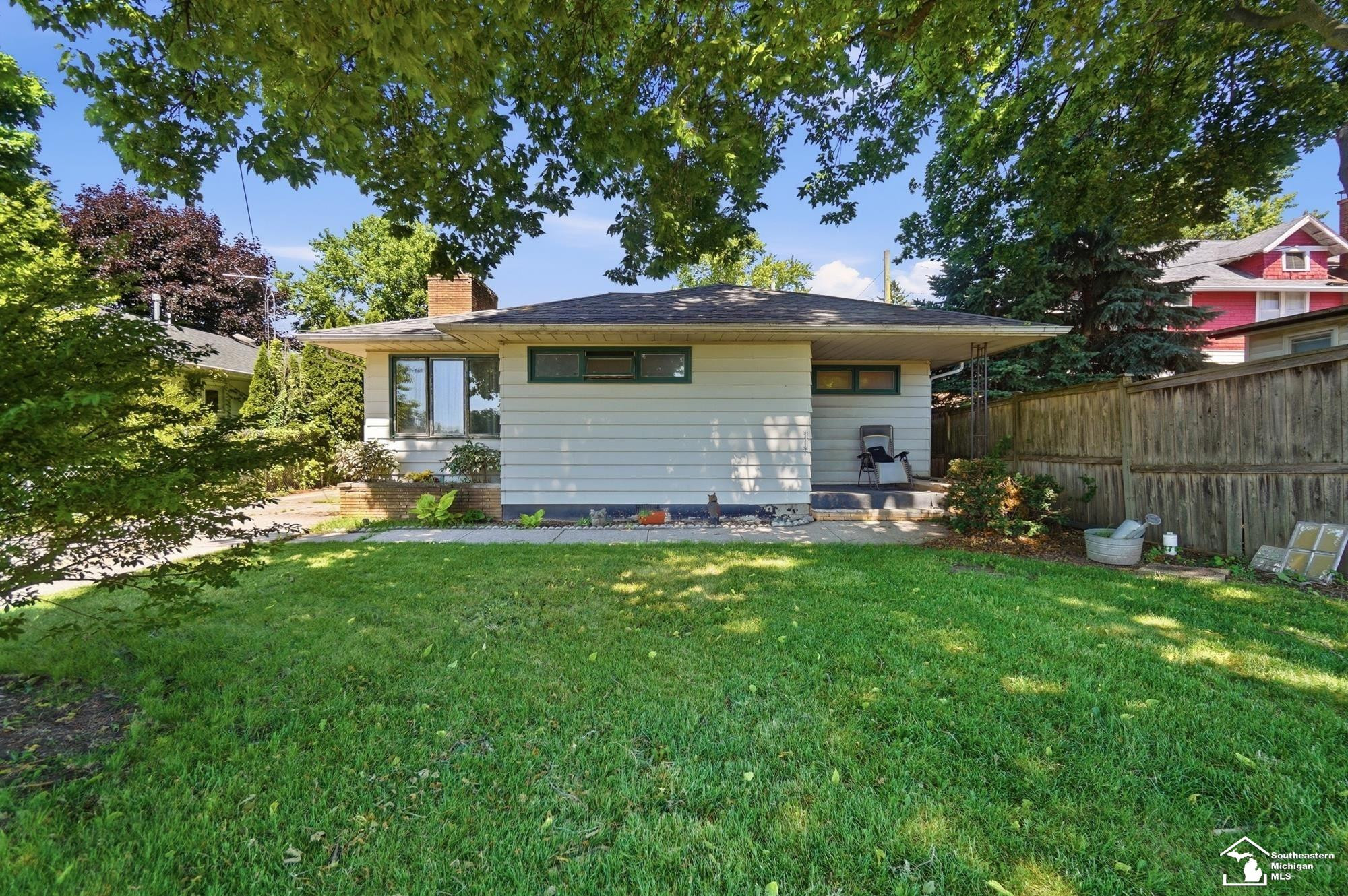 904 Custer Street, Monroe, MI 48161 — front exterior