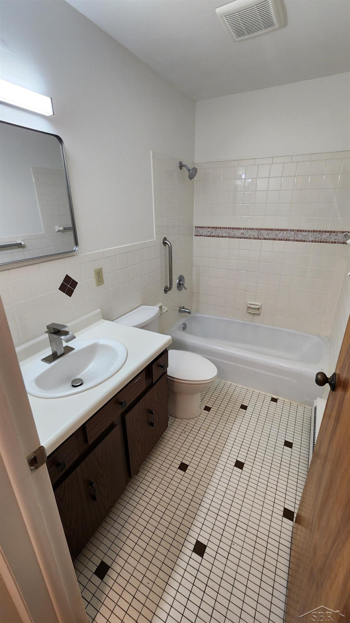 240 W Tuscola UNIT 9 Street, 9, Frankenmuth, MI 48734 — Photo 5