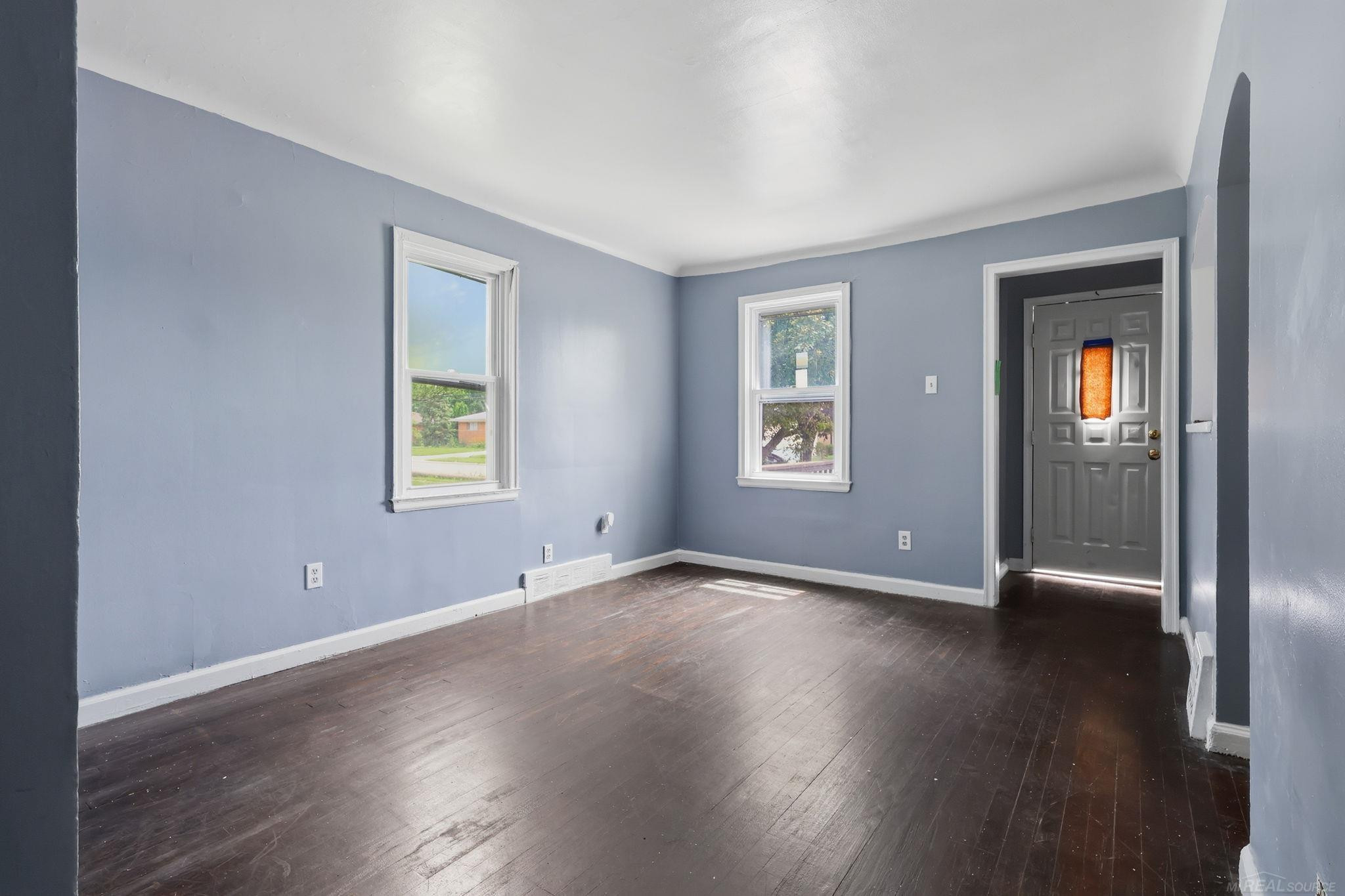 18545 Huntington Avenue, MI 48225 — Photo 3
